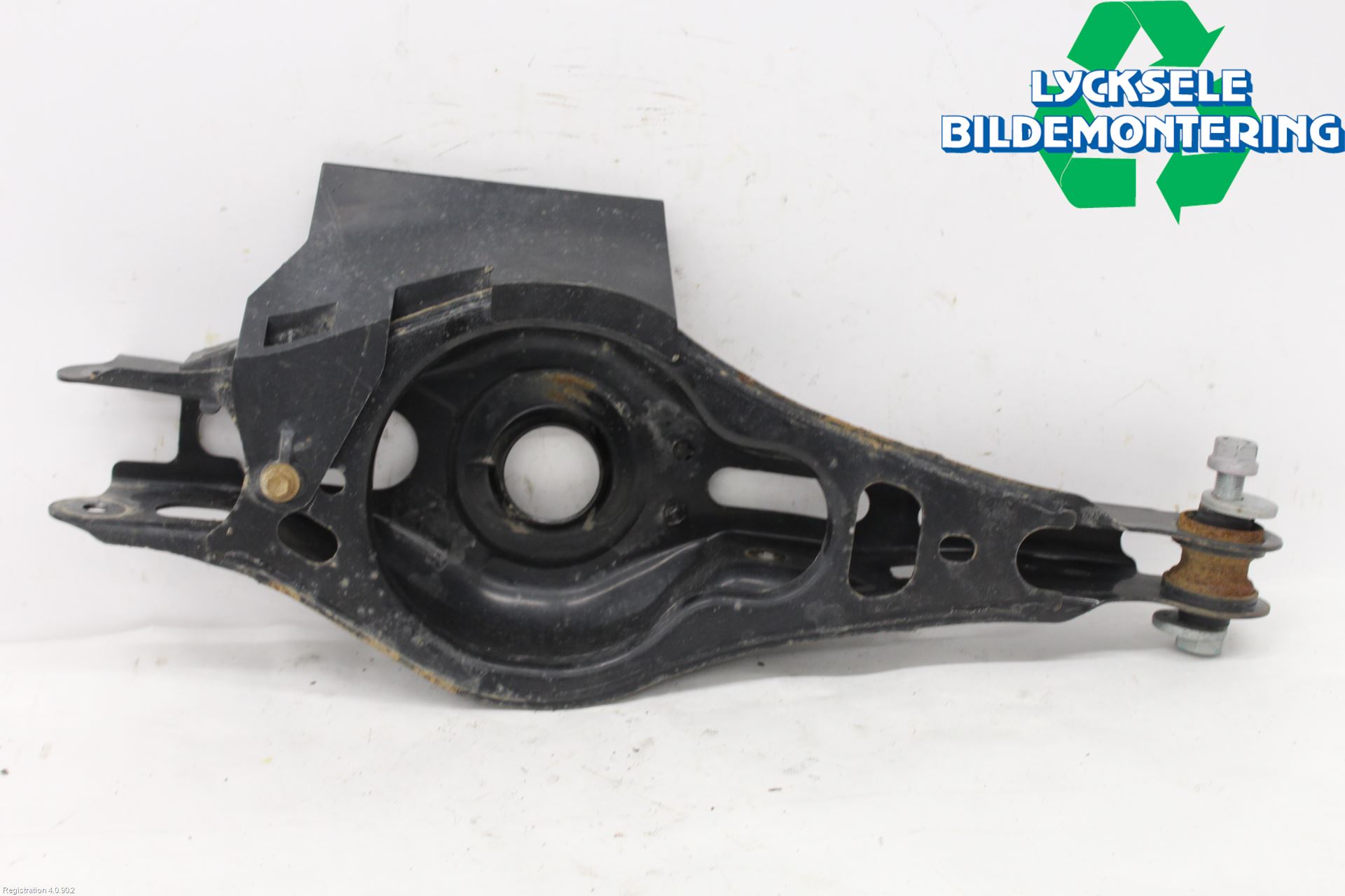 Toyota RAV4 19- Bärarm Bak Höger