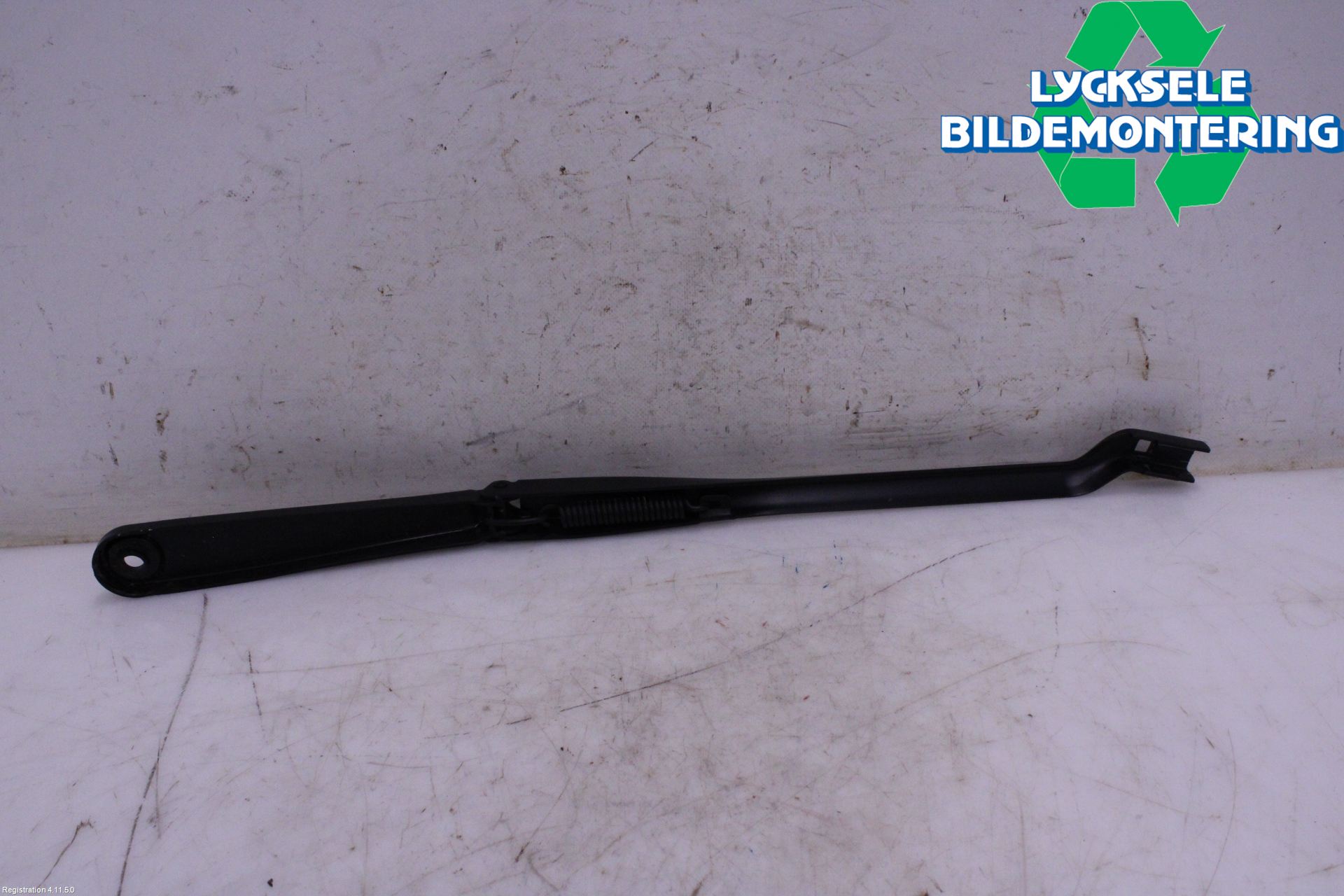BMW 5 G30/G31/F90 17-23 Torkararm Armar Vindruta