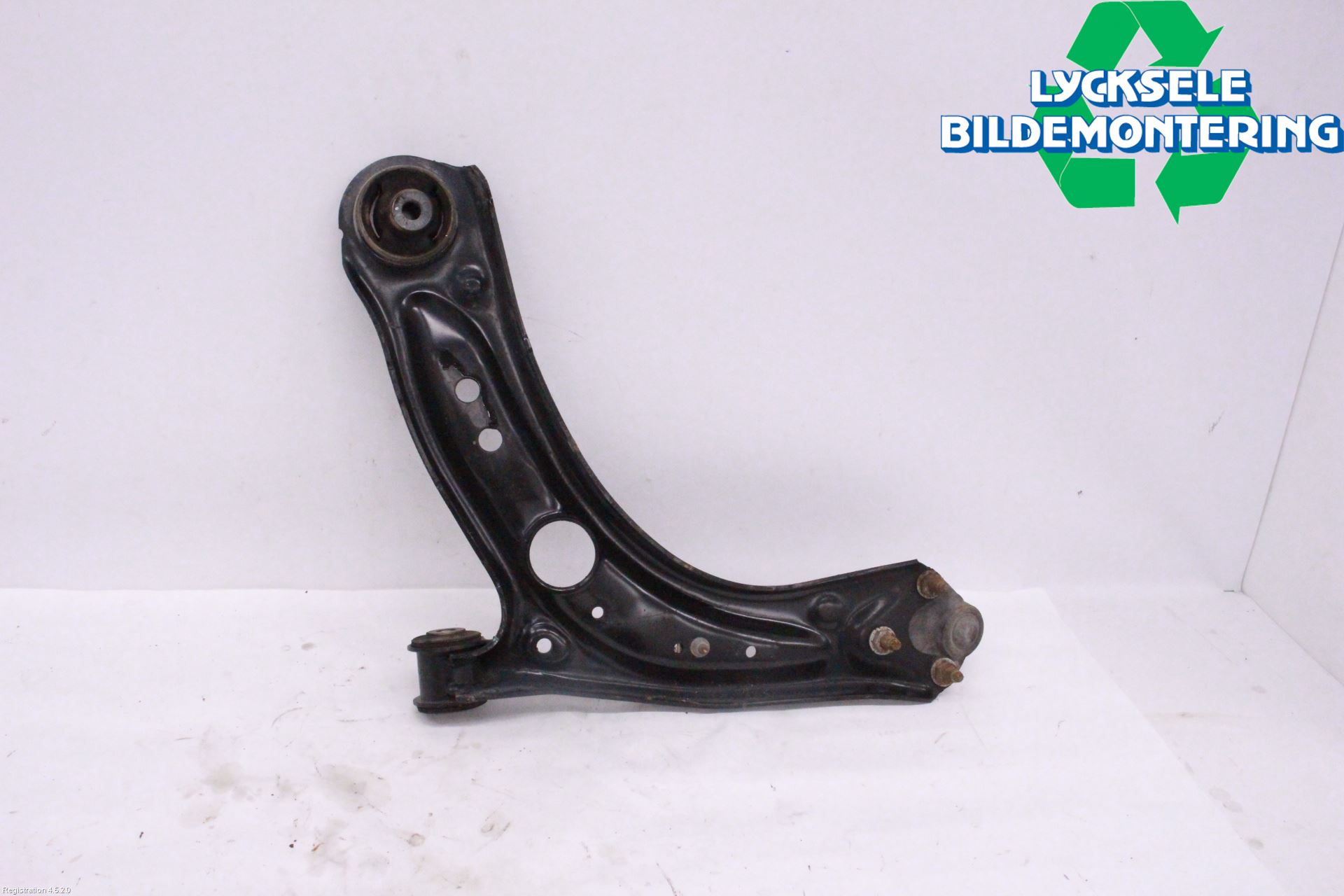 Skoda OCTAVIA (NX) 20- Bärarm Fram Undre Hö