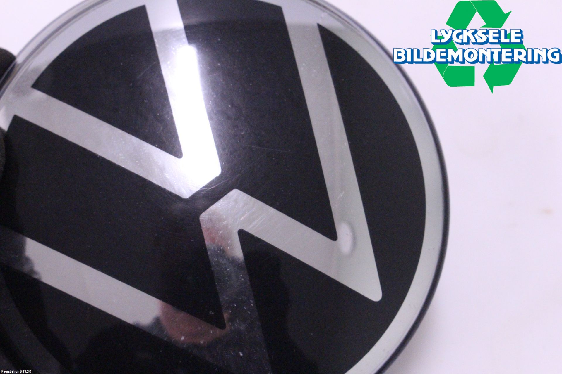 Volkswagen VW PASSAT 20-24 Emblem