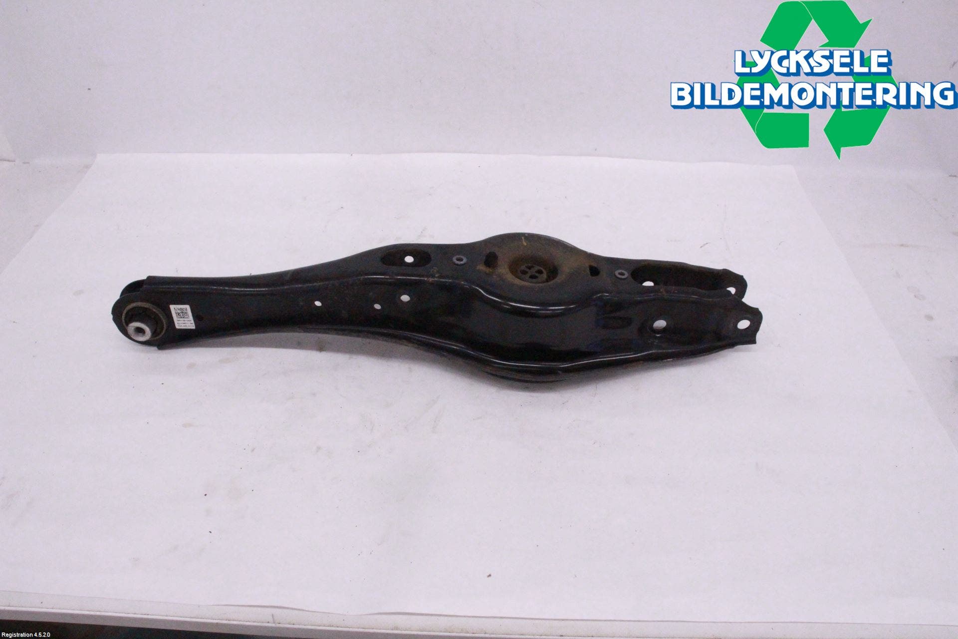 Skoda OCTAVIA (NX) 20- Bärarm Bak Vä-Hö