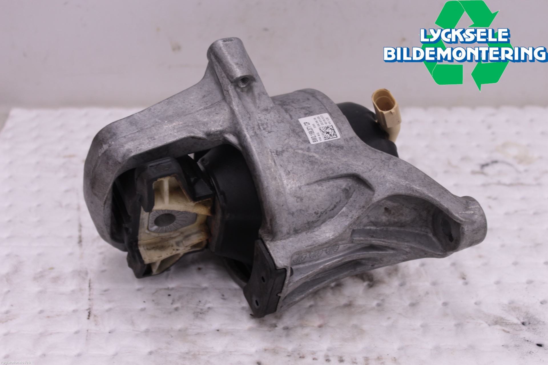 Audi A4/S4 B9 20- Motorkudde