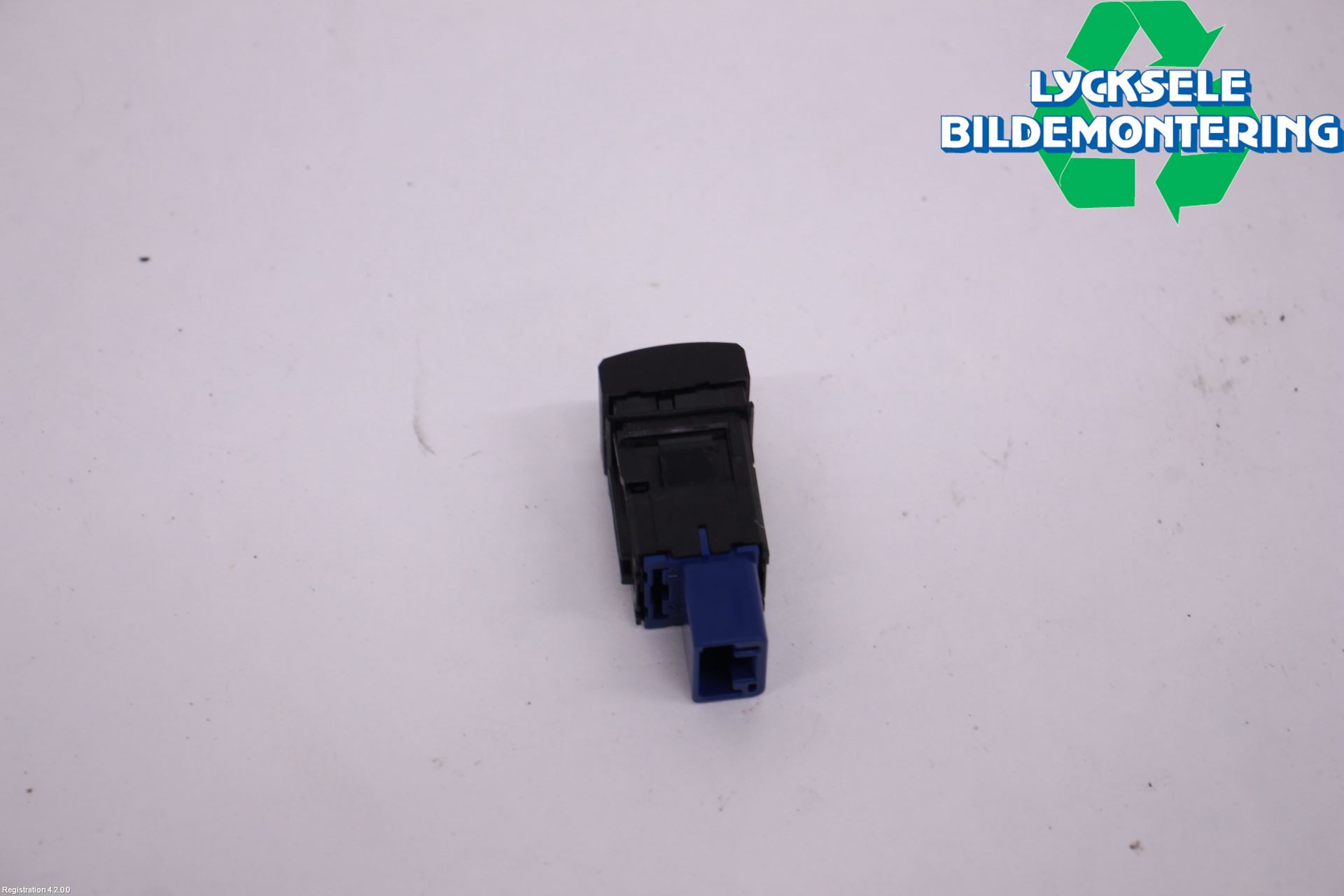 Toyota RAV4 19- Strömställare Elruta