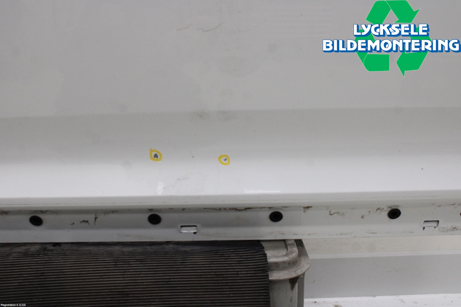 Volkswagen VW PASSAT 15-19 Dörr Fram Vänster