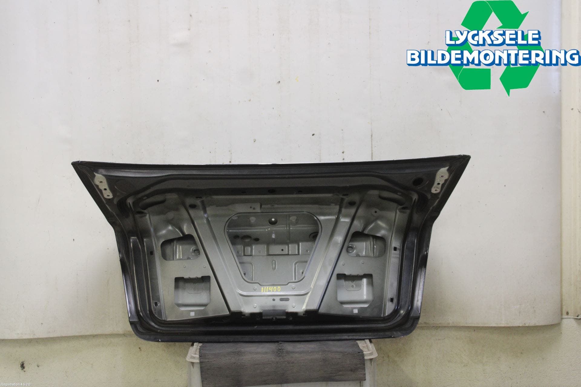 Volvo S60 05-10 Baklucka (Ej Med Ruta)