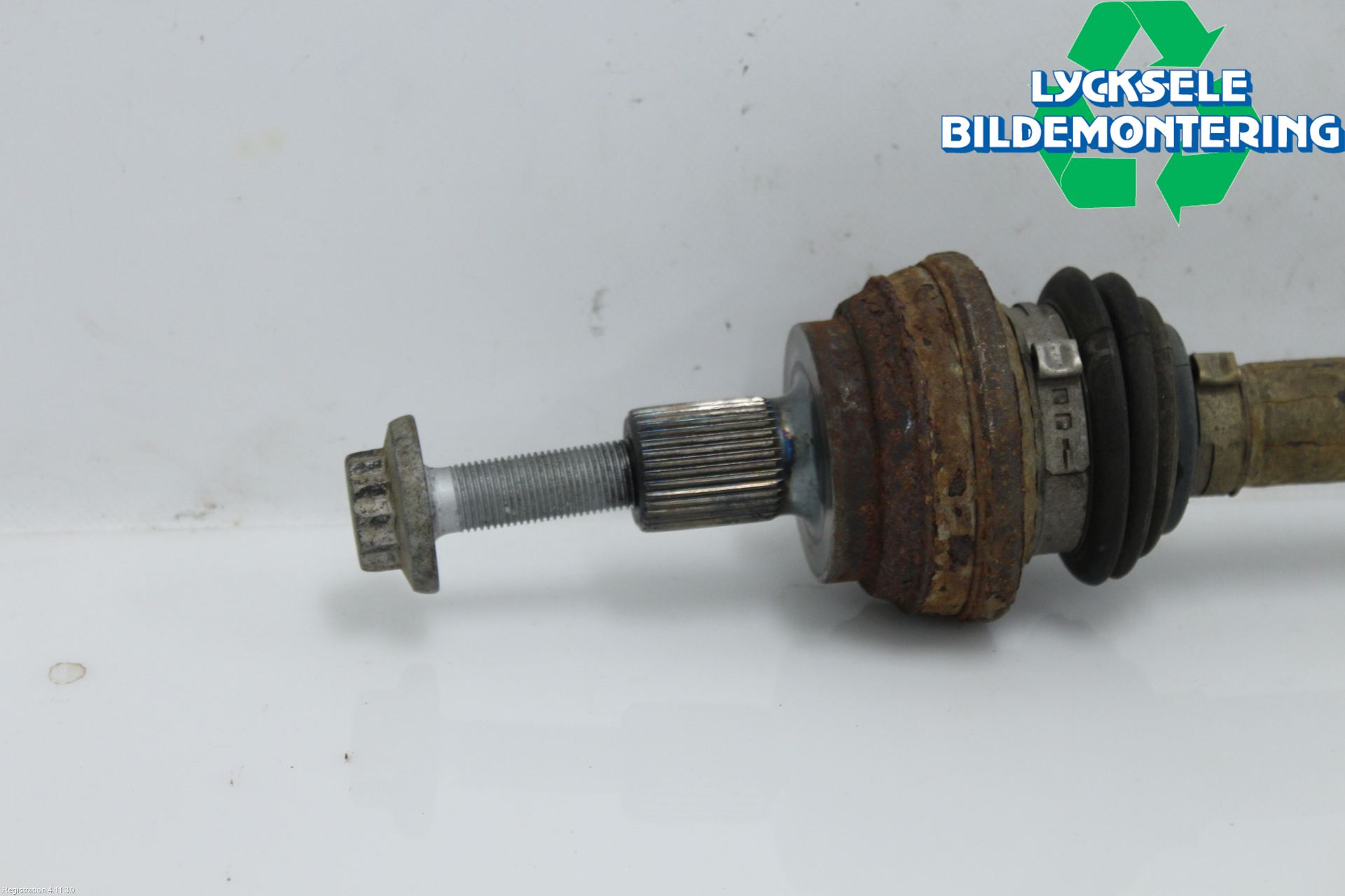 Audi A3/S3 8V 13-20 Drivaxel Bak Höger