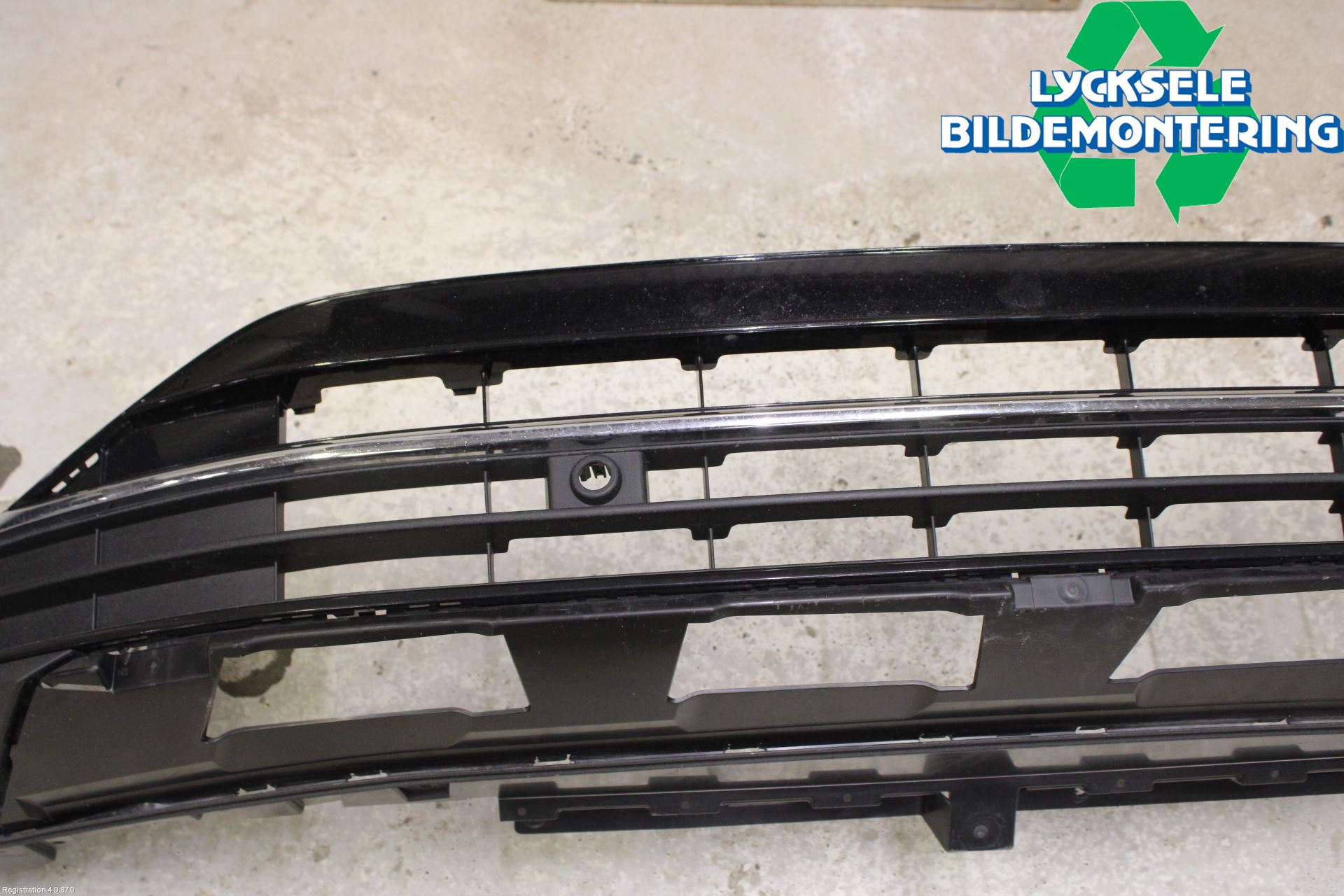 Volkswagen VW TIGUAN 16-24 Spoiler Fram