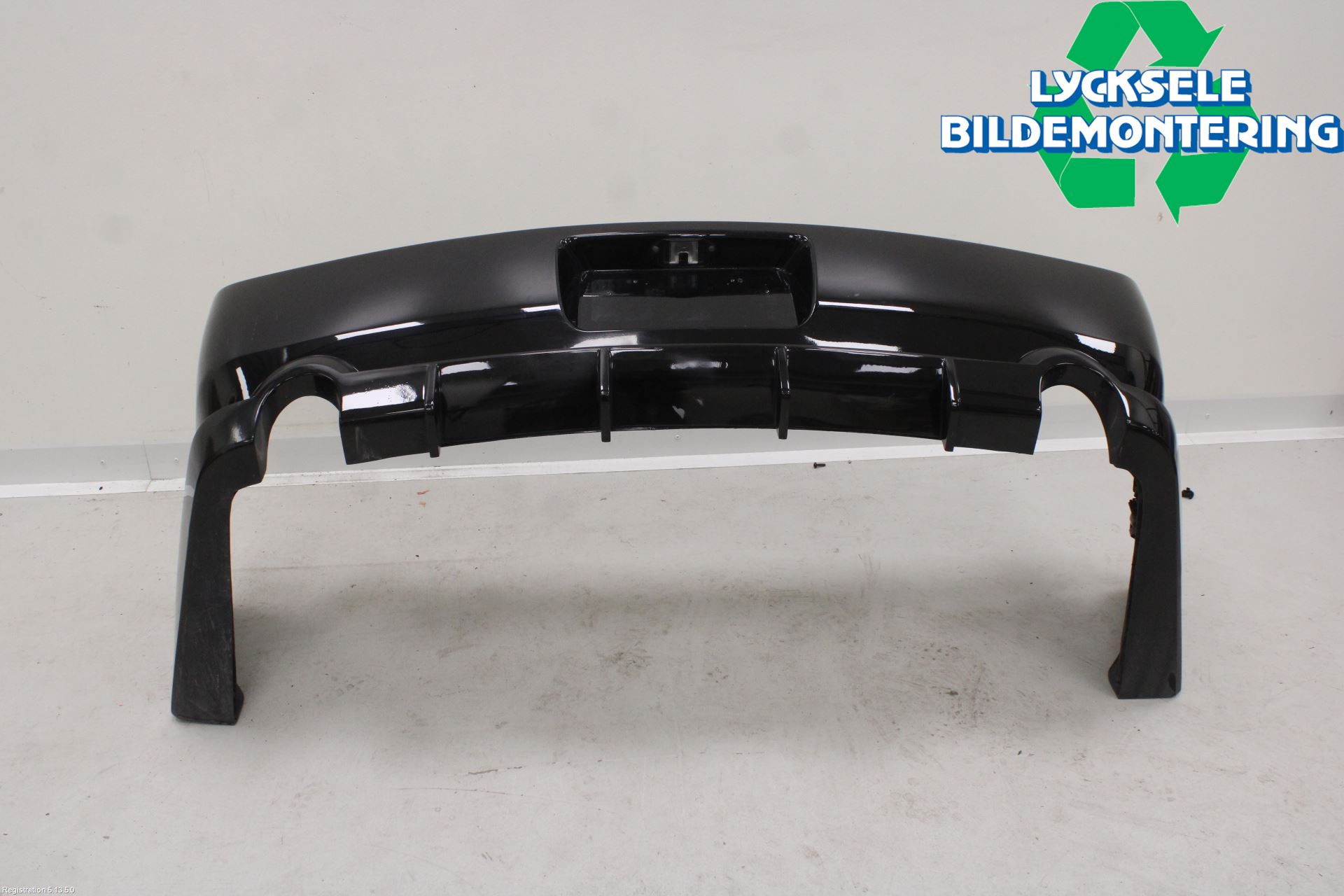 Ford MUSTANG V 05-14 Stötfångarbeklädnad Bak