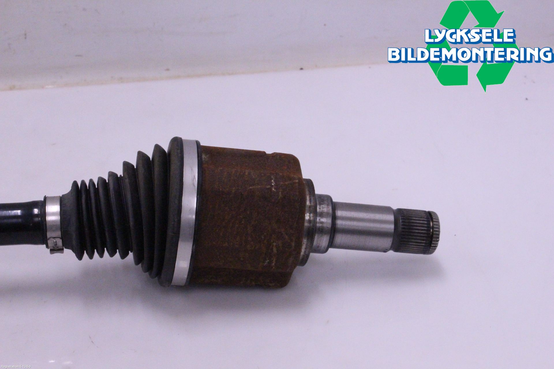 Volkswagen VW ID.5 22- Drivaxel Bak Vänster