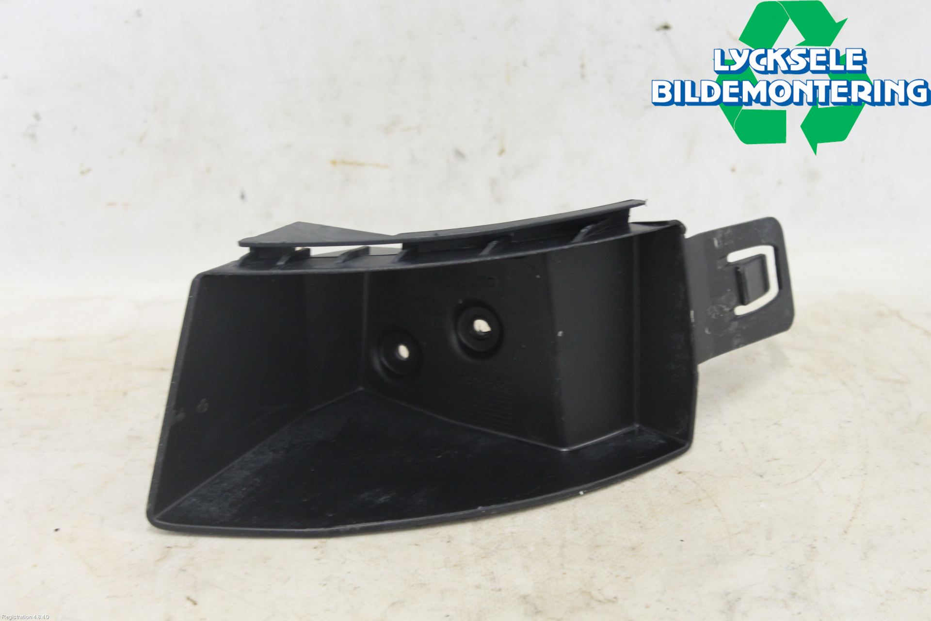 Ford C-MAX II  11-14 Stötfångarfäste Bak Hö