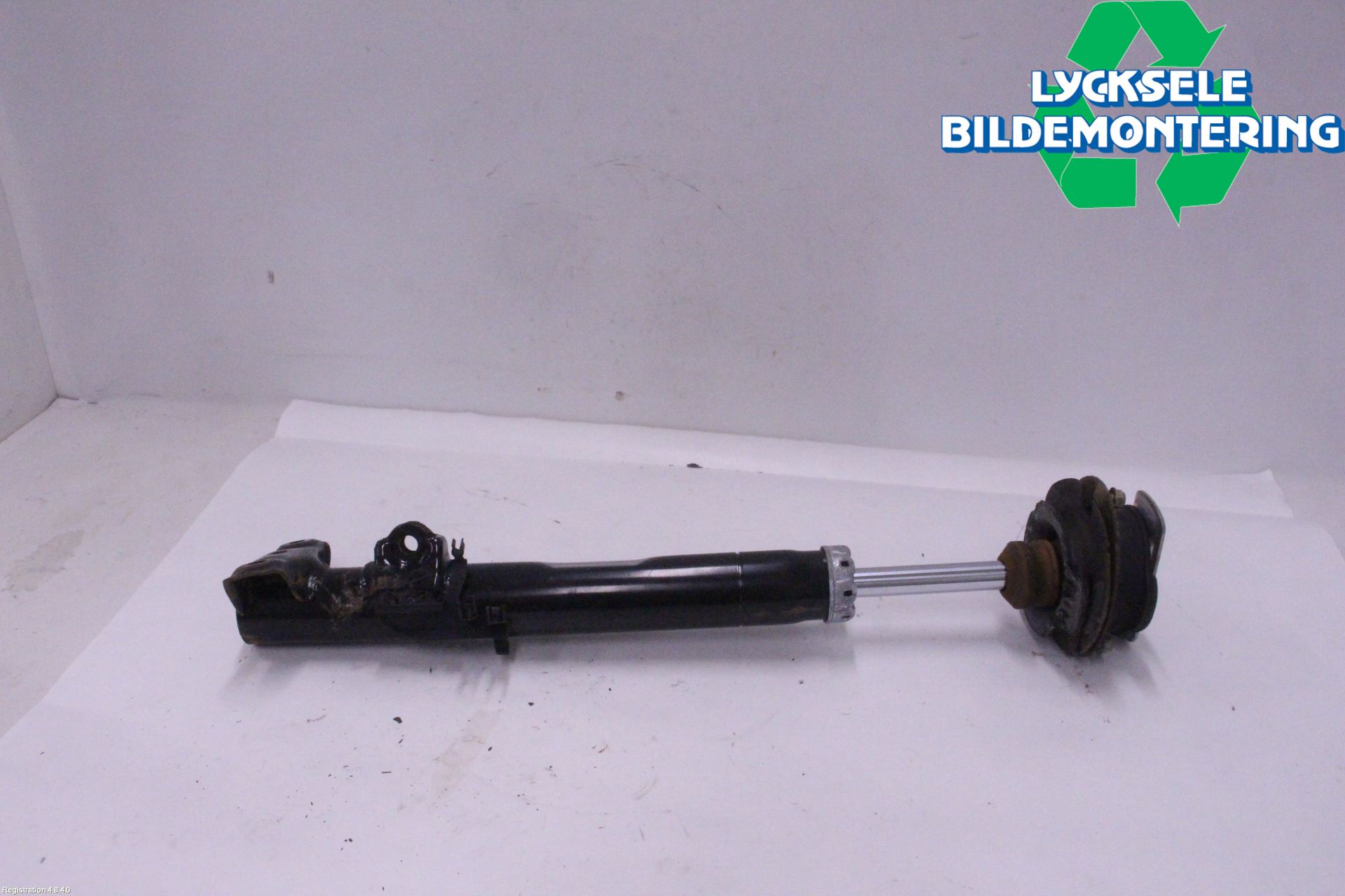 Mercedes-Benz MB 200-500  (W124) 86-96 Stötdämpare Fram