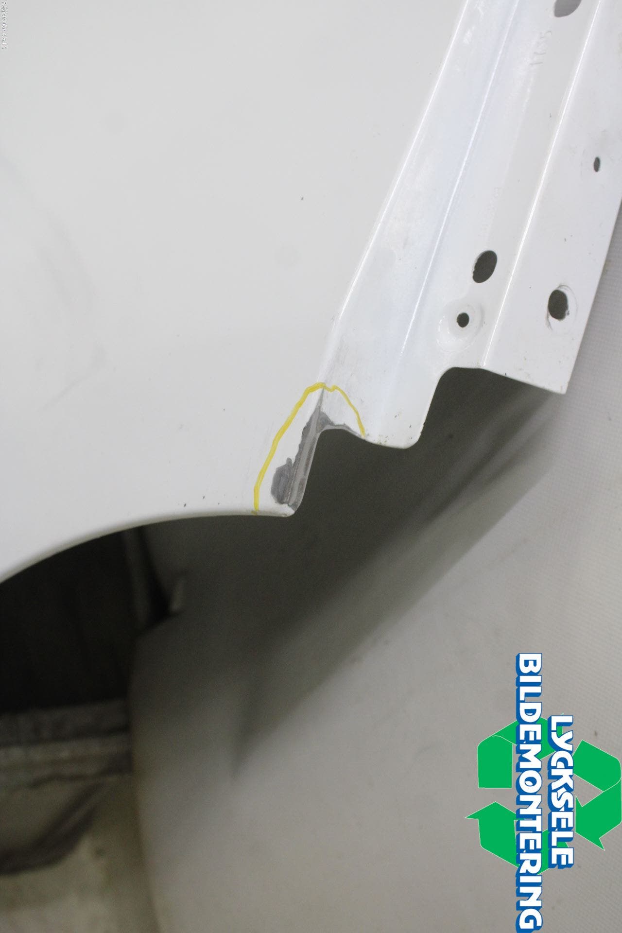 Opel VIVARO 15-19 Skärm Fram Höger