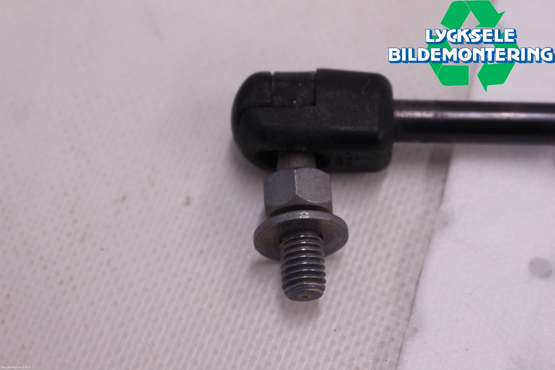 Suzuki SX4 S-CROSS 14-21 Gasfjäder Baklucka