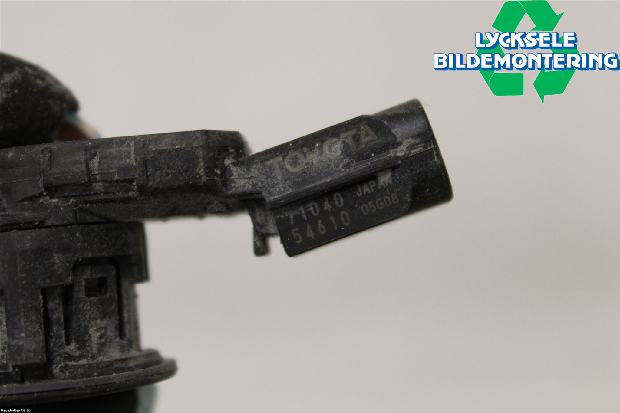 Toyota HILUX 16- Parkeringshjälp Backsensor