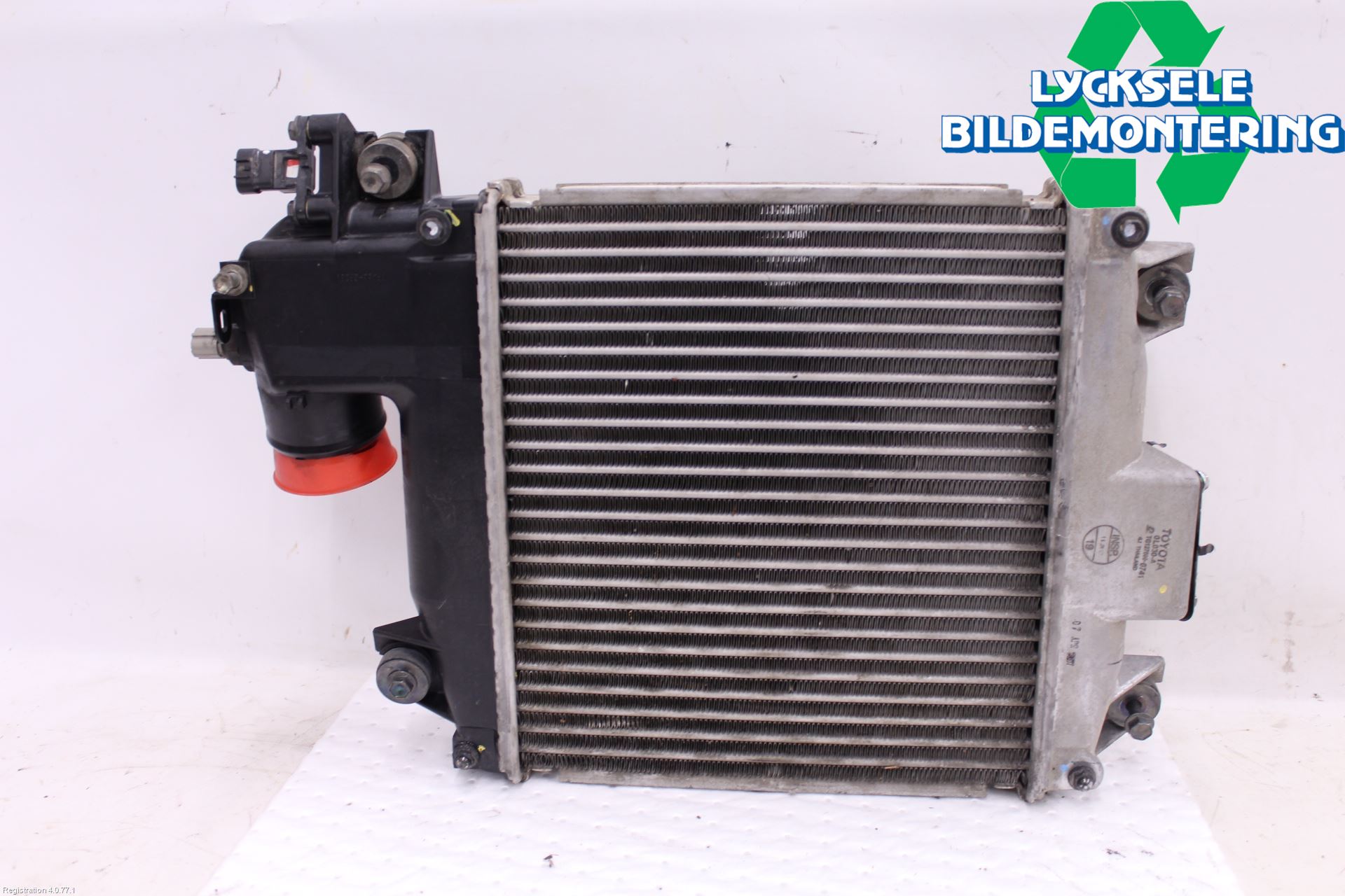 Toyota HILUX 05-16 Laddluft-Intercooler Kyl