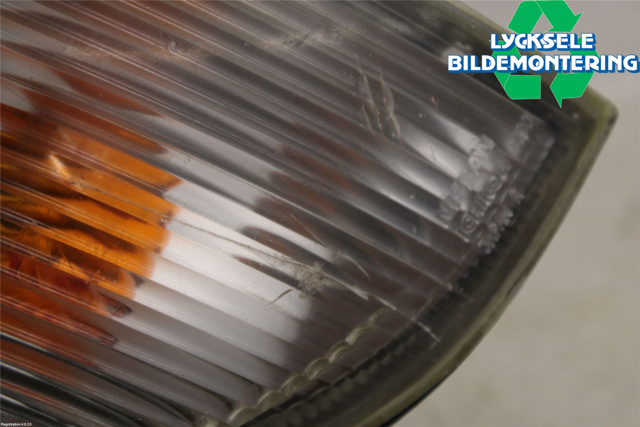 Nissan NAVARA 98-05 Blinkers Fram Höger