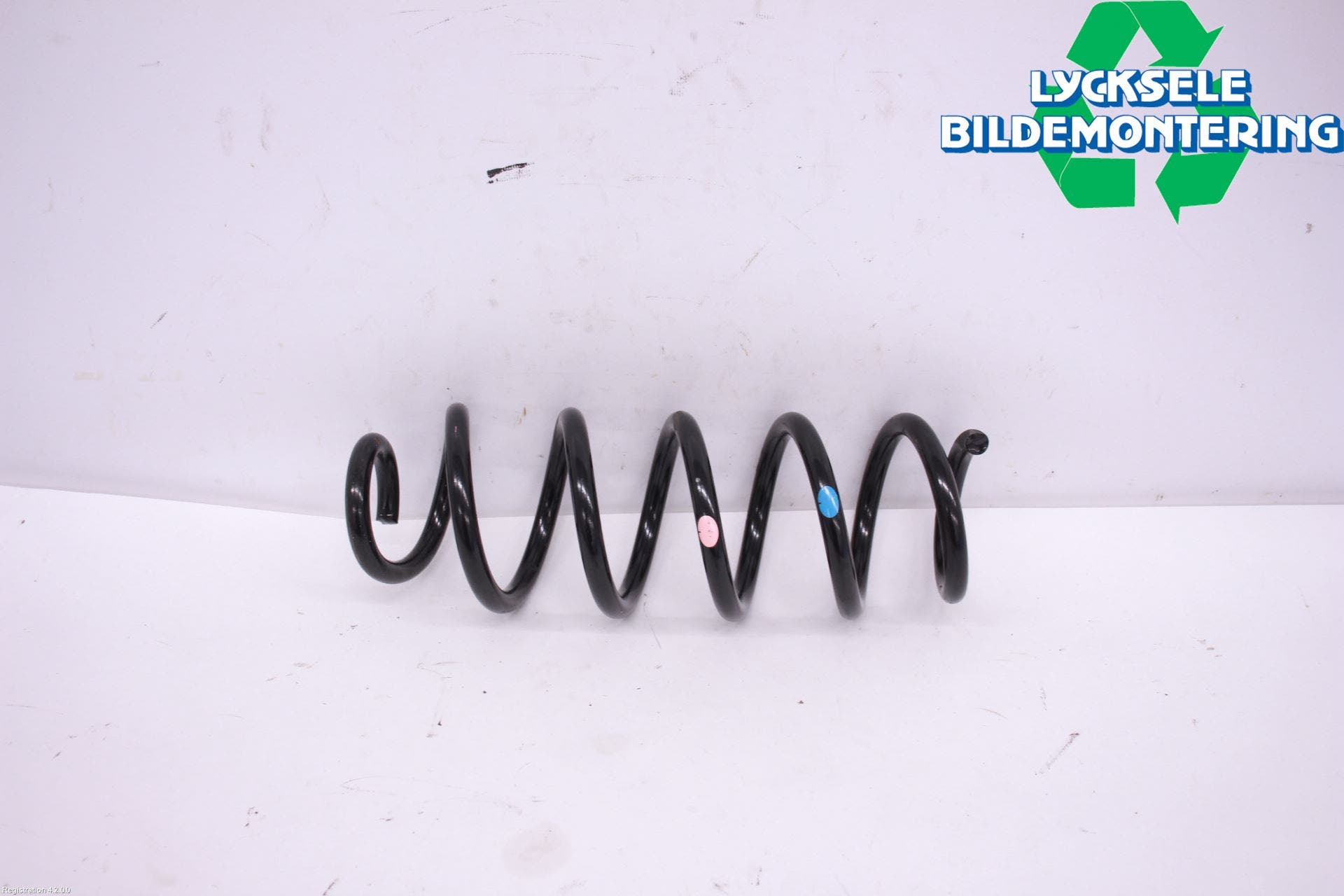 Nissan X-TRAIL T33 22- Fjäder Bak