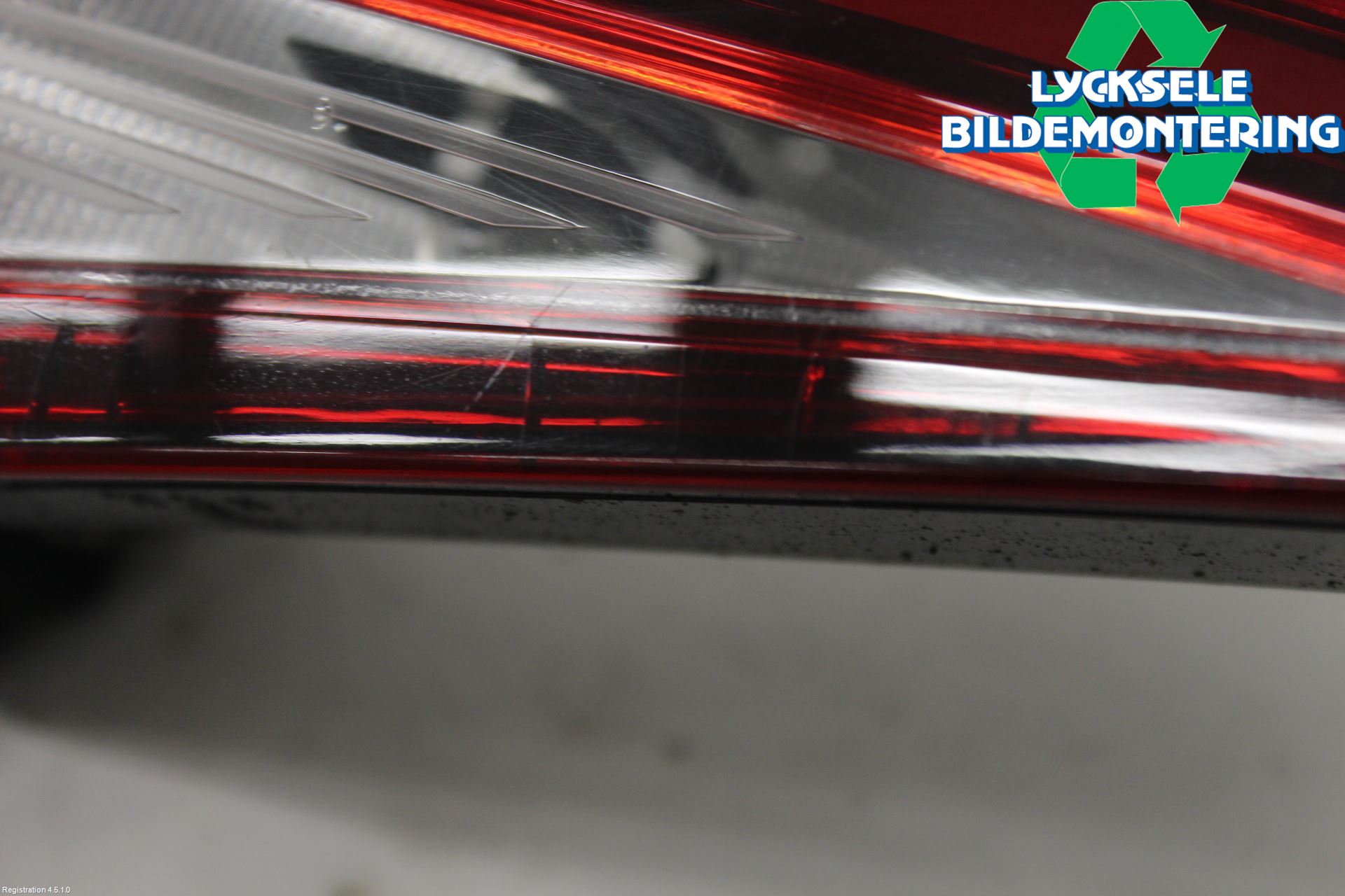 Seat ATECA 16->> Bakljus Lucka Vä