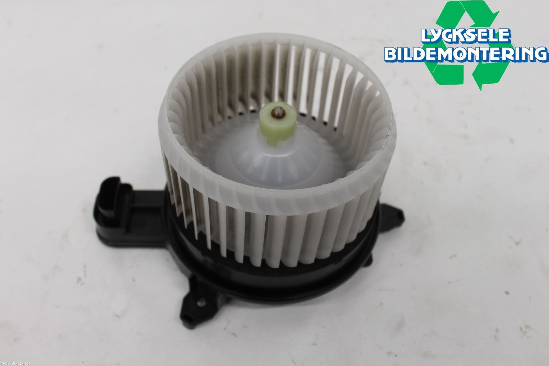 Toyota YARIS CROSS XP21 21- Ac Värmefläkt