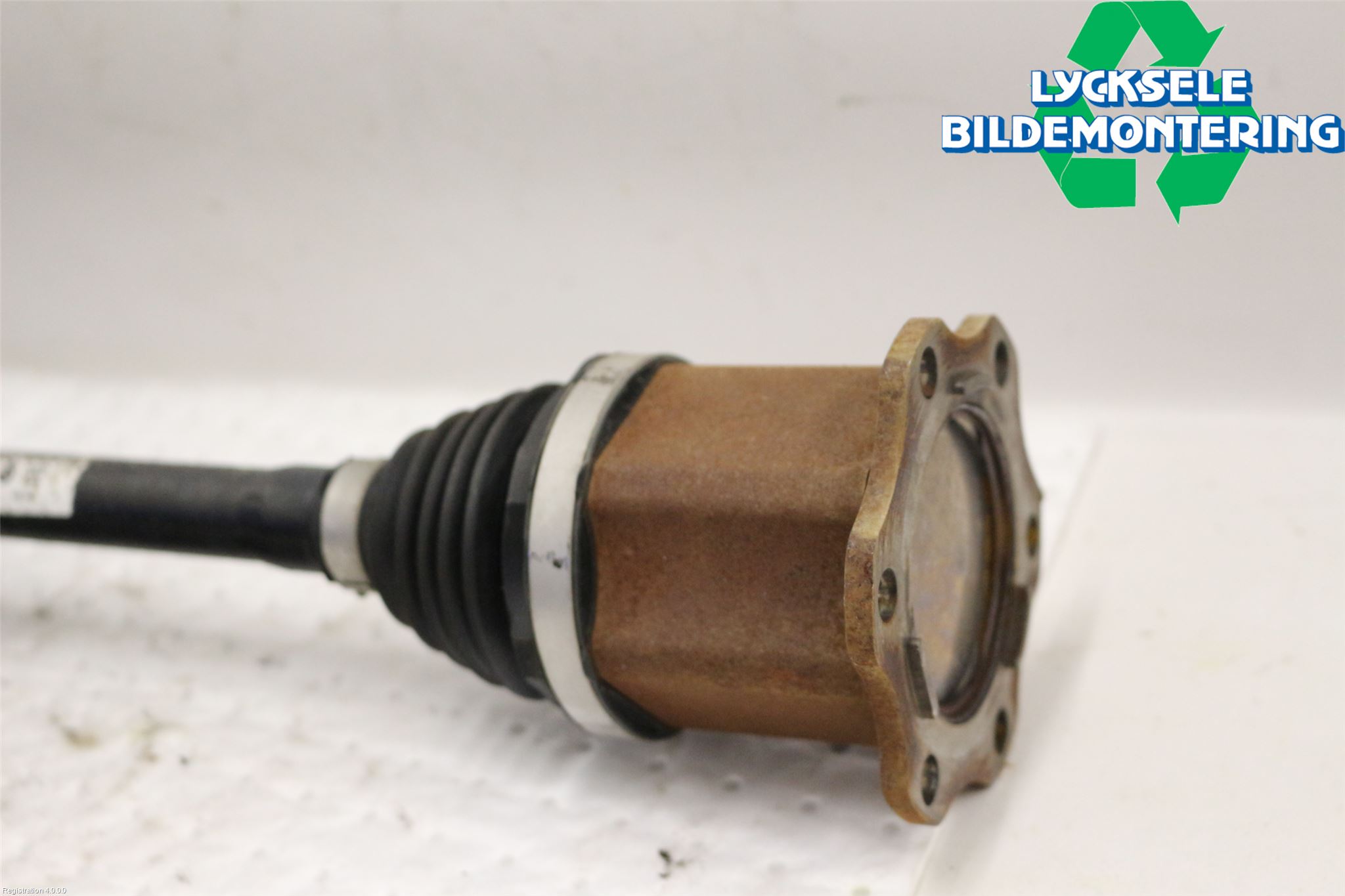 Audi A1 19- Drivaxel Fram Vänster