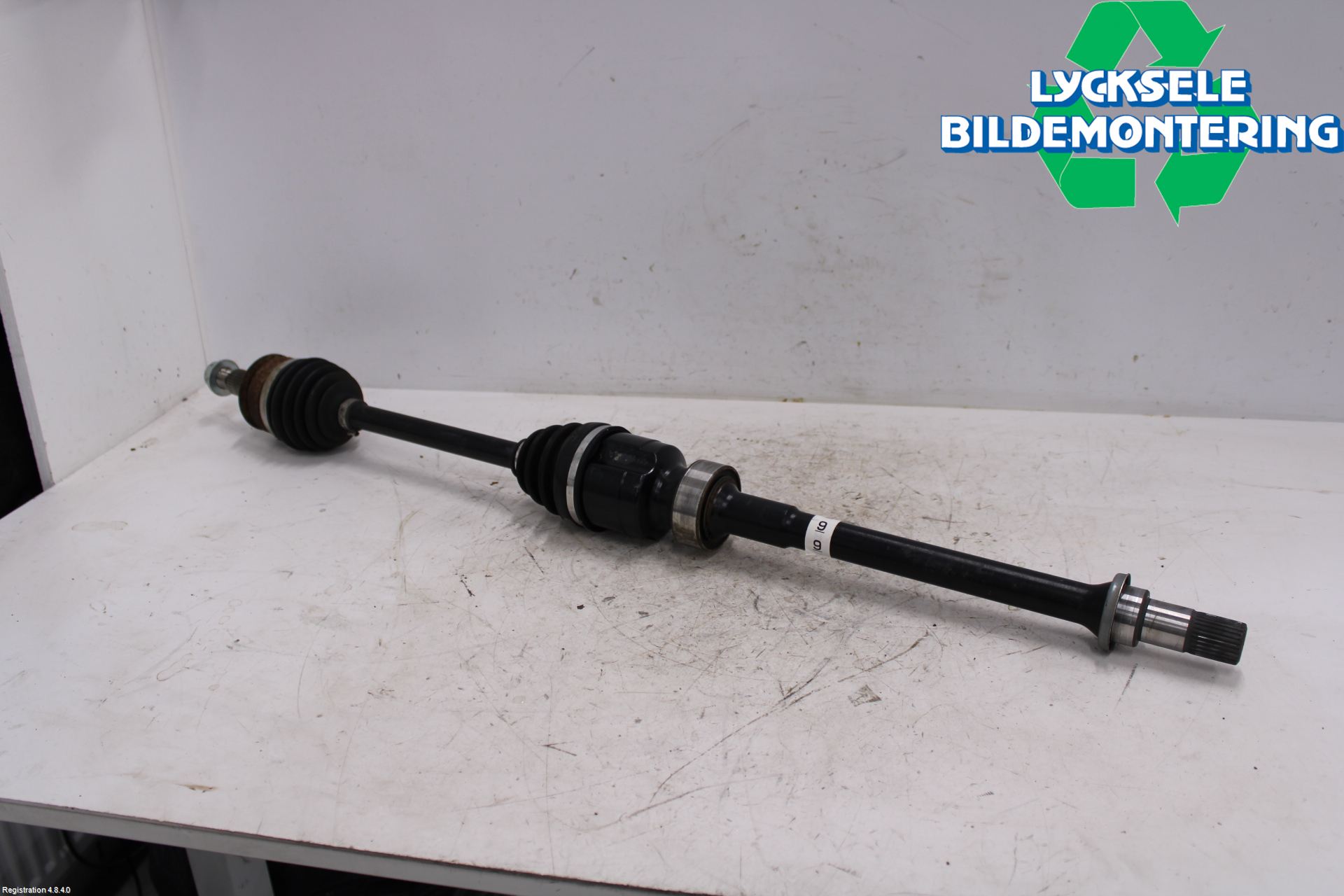 Mazda 3 III 14-19 Drivaxel Fram Höger