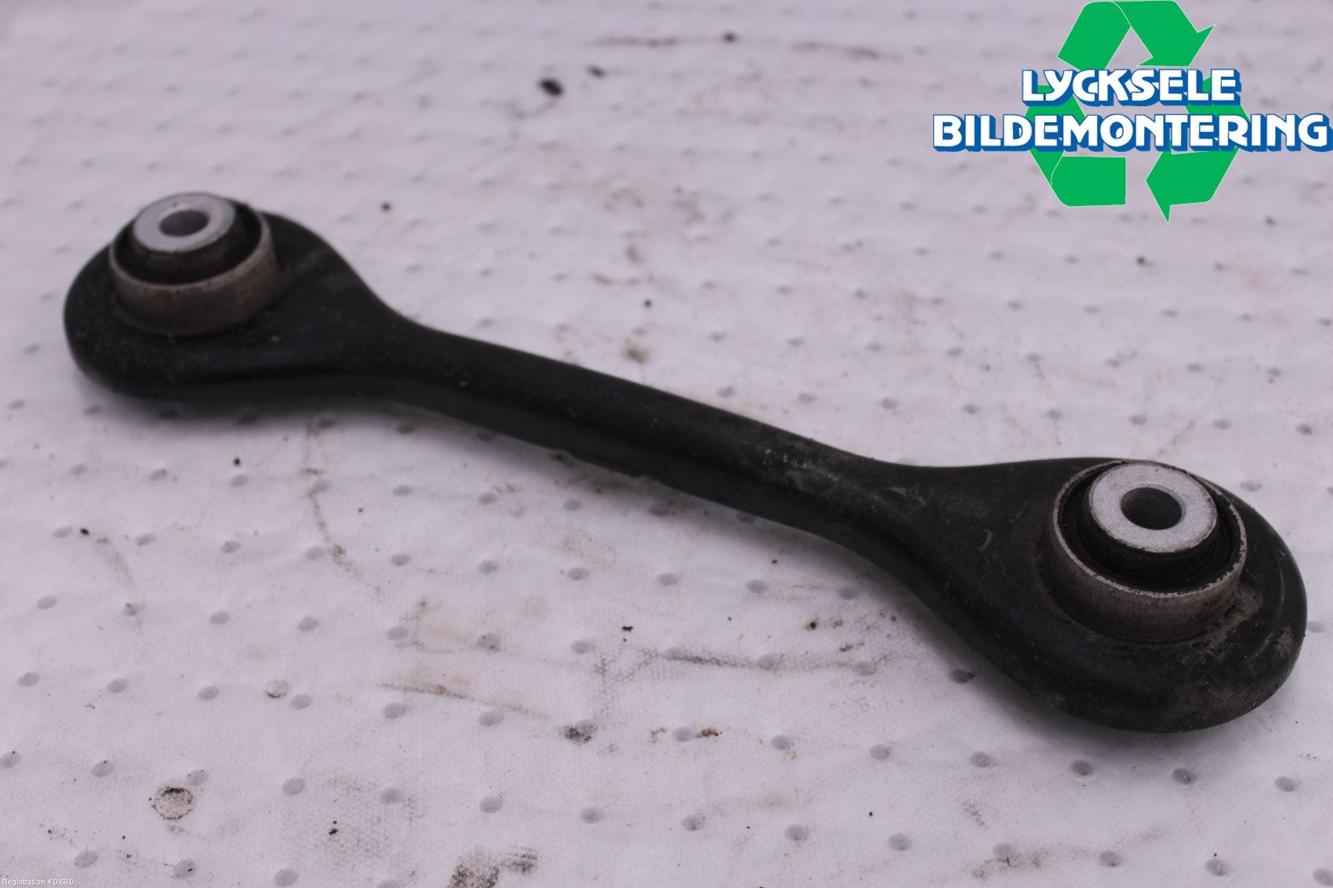 Ford FOCUS 19- Bärarm Bak Vä-Hö