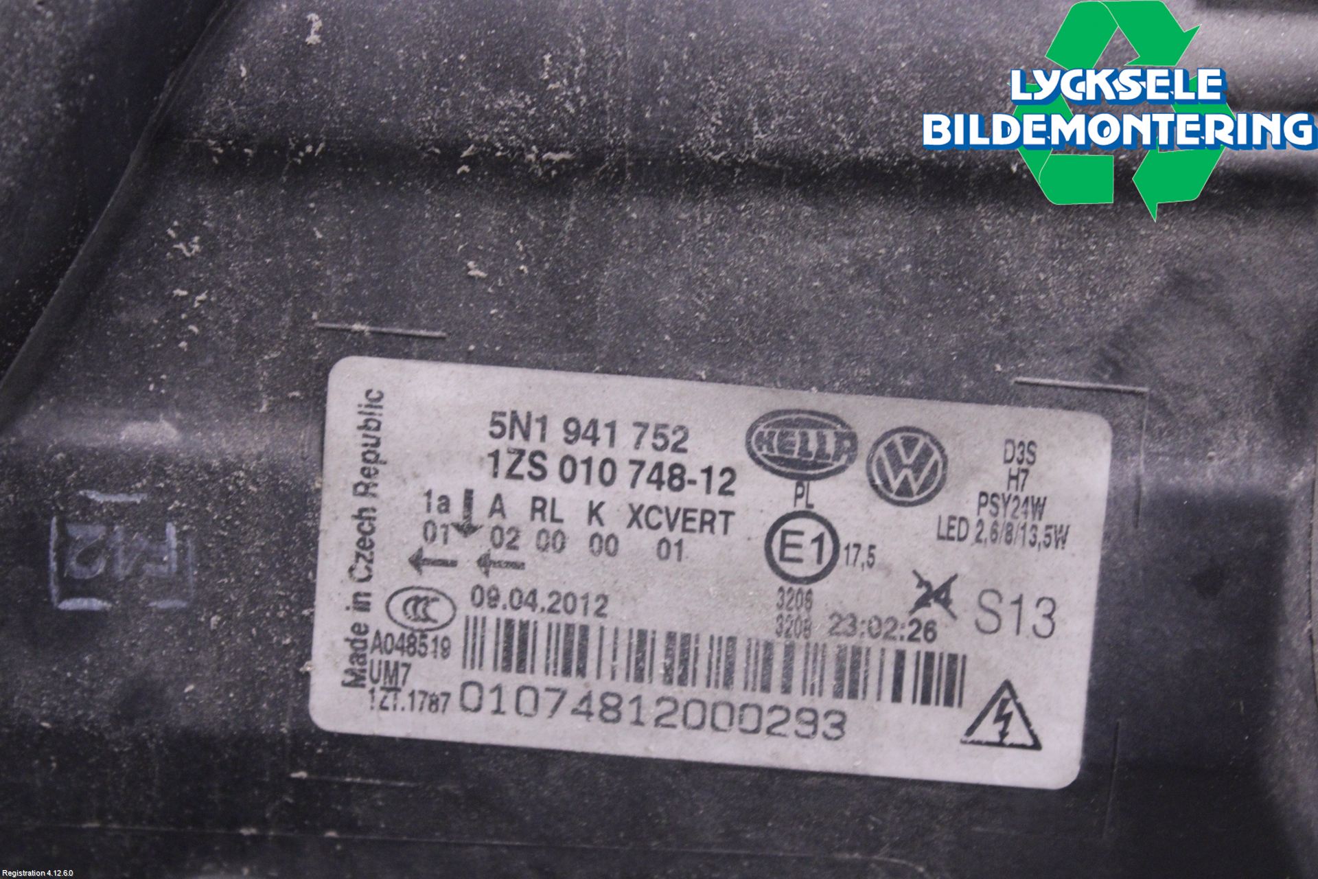 Volkswagen VW TIGUAN 07-16 Strålkastare Höger
