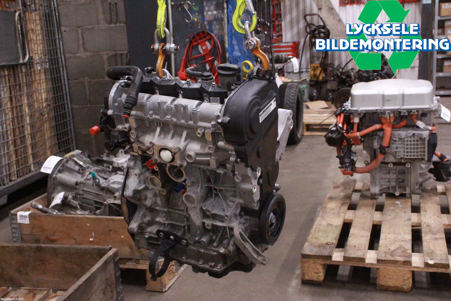 Skoda SUPERB 16-24 Motor Bensin