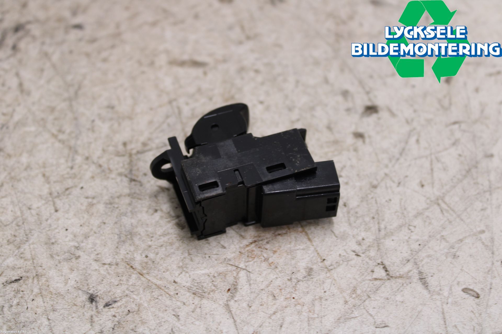 Volvo V90 17->> Strömställare Elhiss