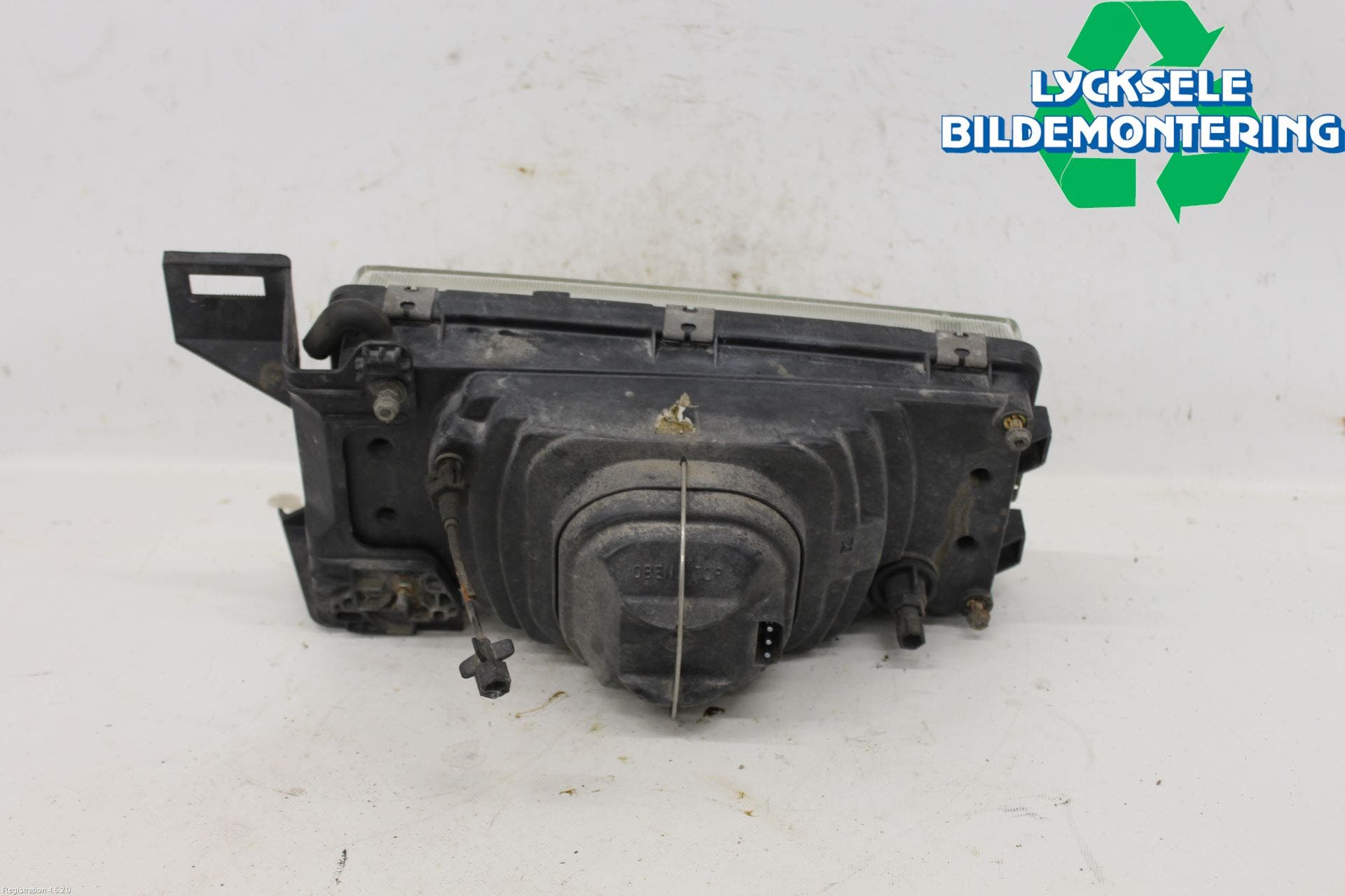 Volvo 740 88-92 Strålkastare Höger