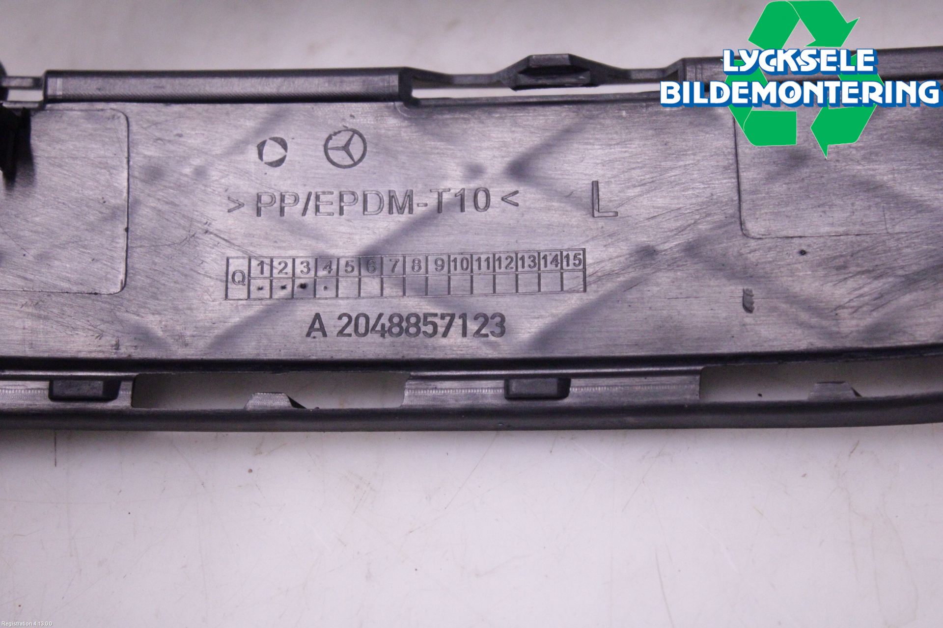 Mercedes-Benz MB GLK-KLASS (X204) 08-16 Dimljussarg Fram