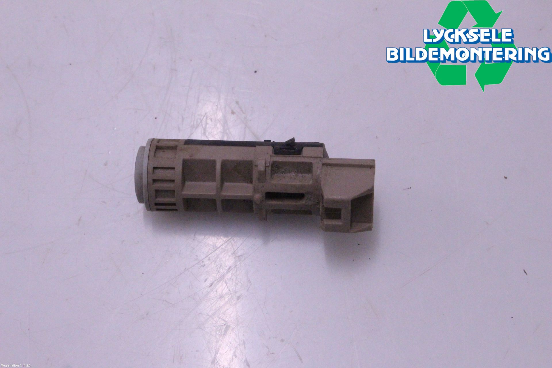 Kia CEED 06-12 Parkeringshjälp Backsensor