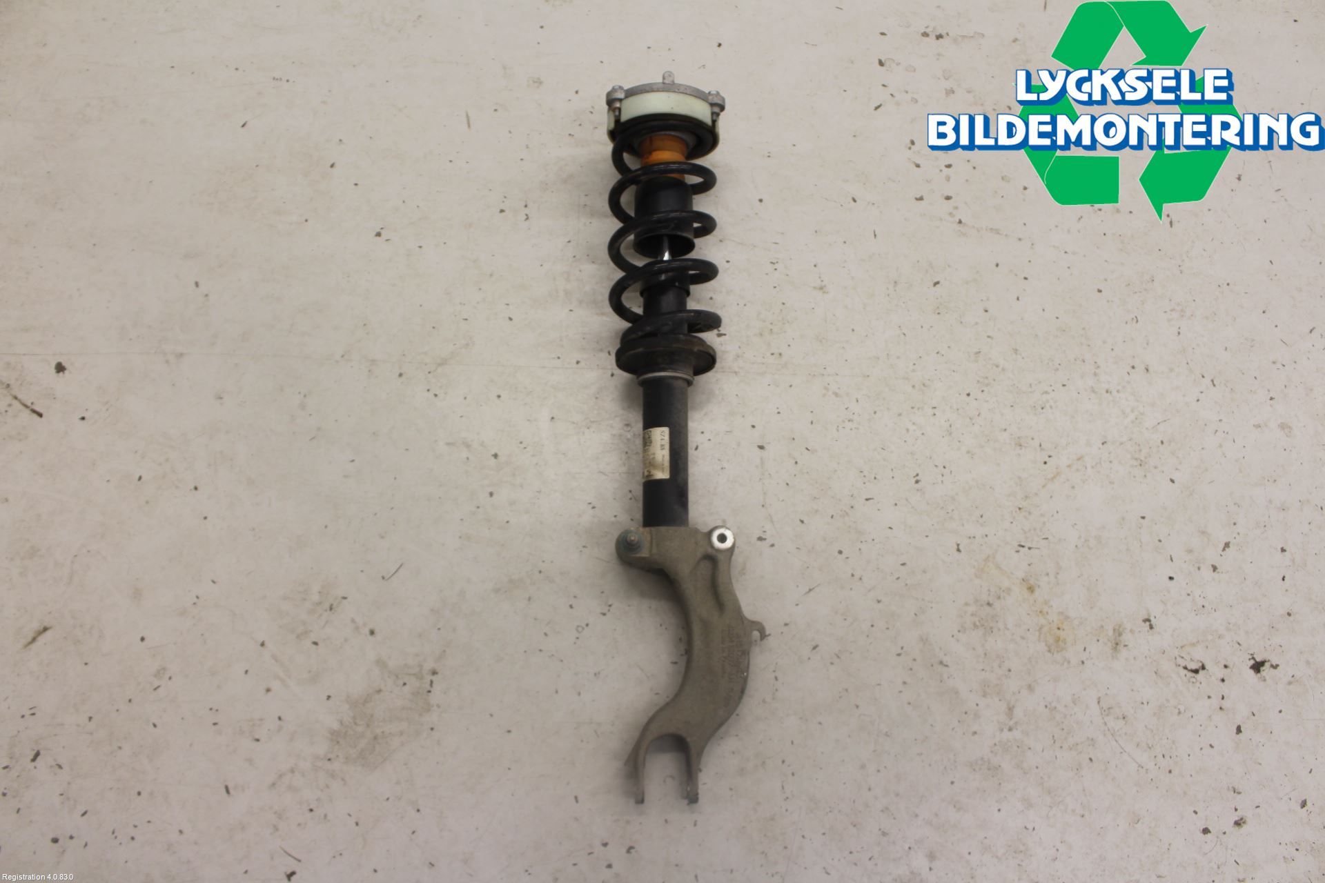 Audi A6 F2/C8 19- Fjäderben Fram Vänster