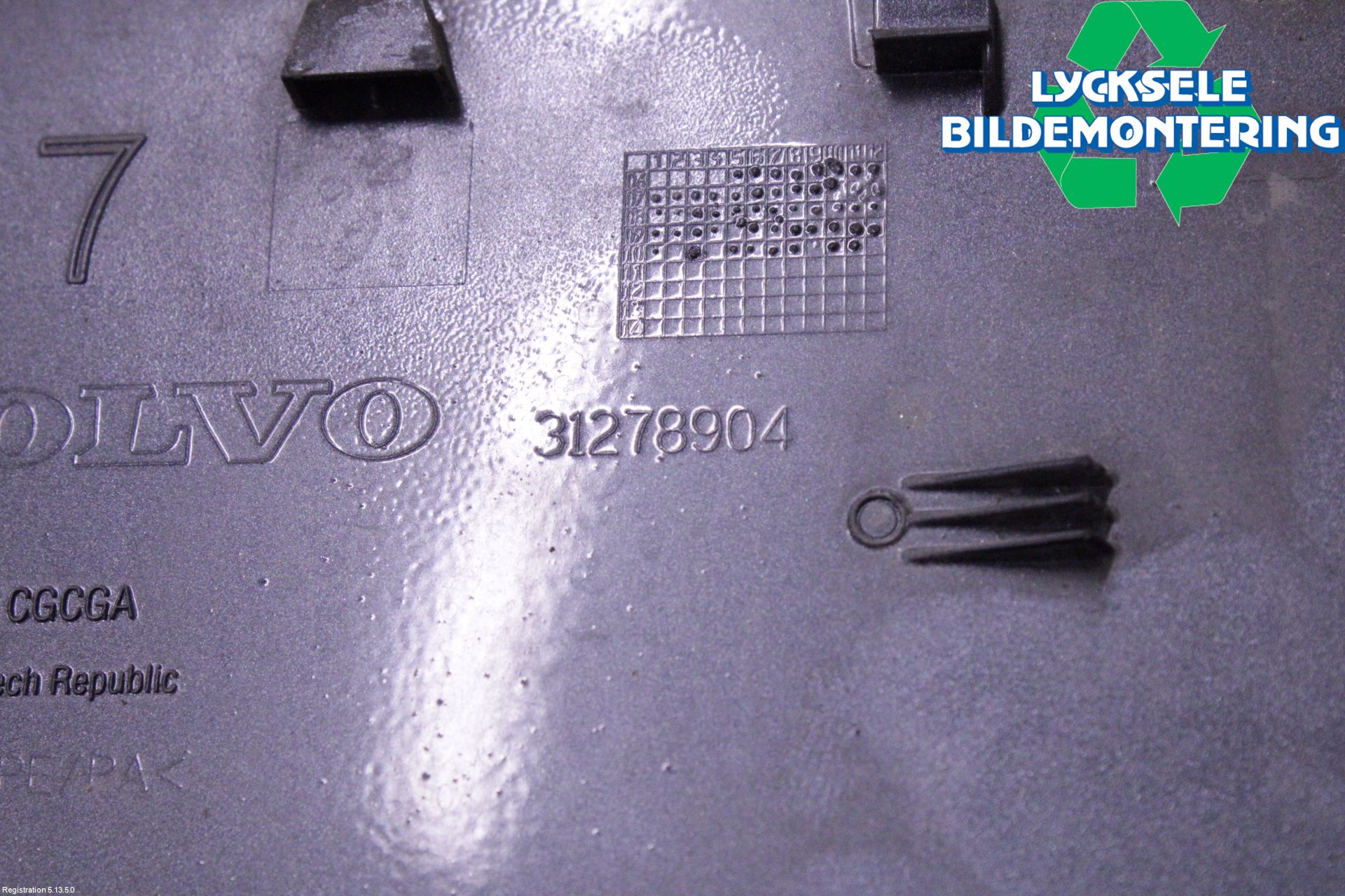 Volvo V70 08-13 Tanklucka