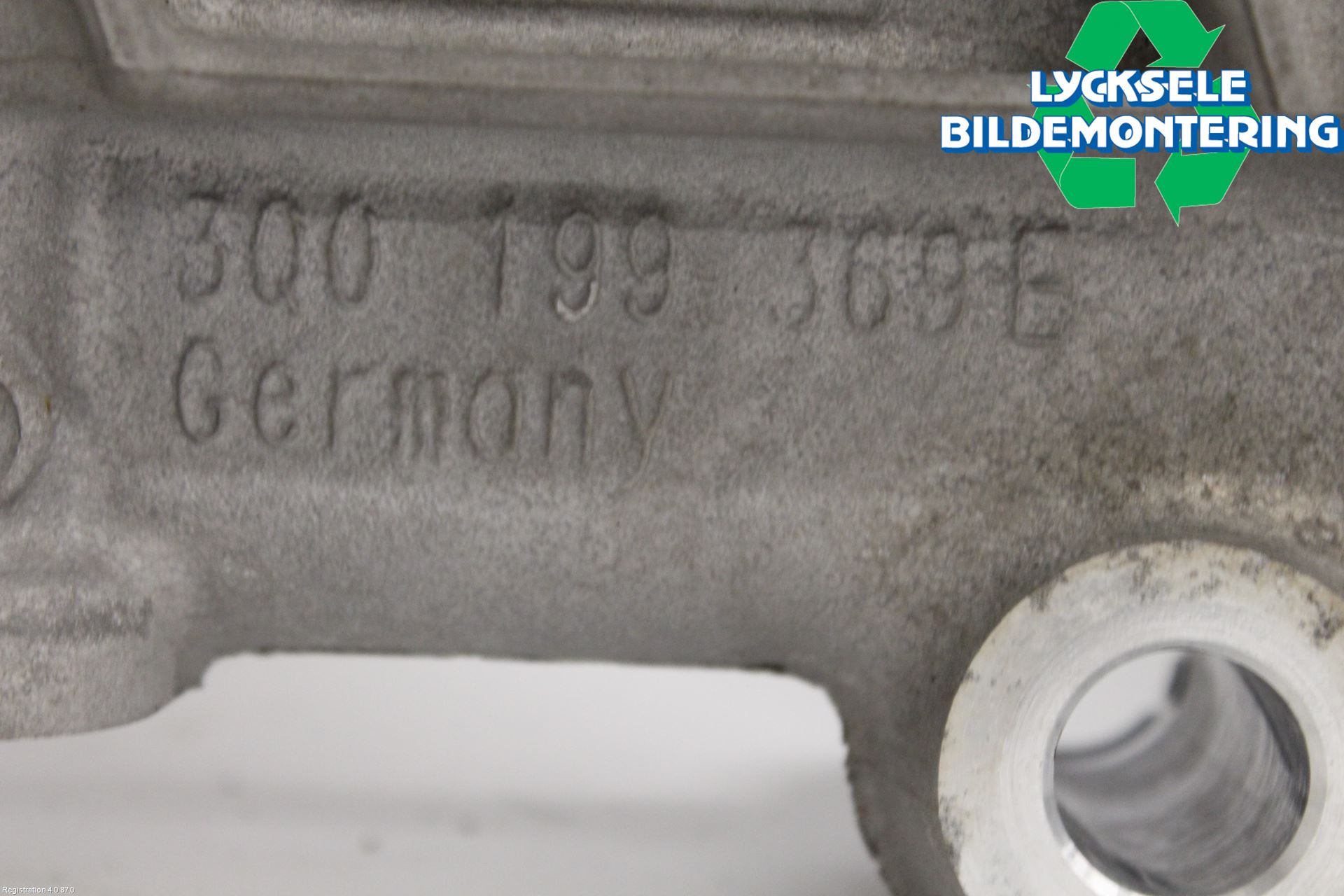 Volkswagen VW PASSAT 20-24 Framvagnsbalk