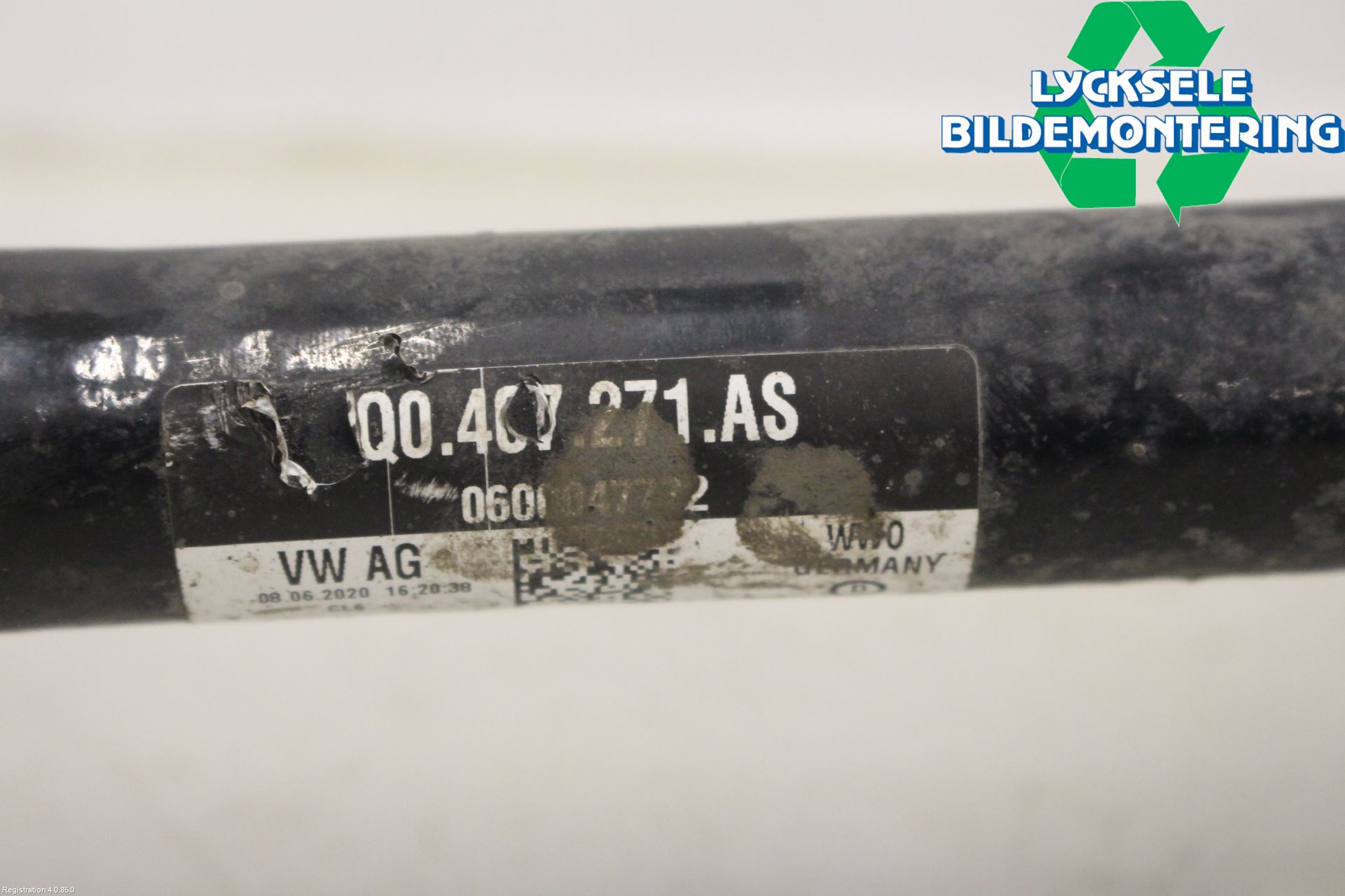 Volkswagen VW T-CROSS 19- Drivaxel Fram Vänster