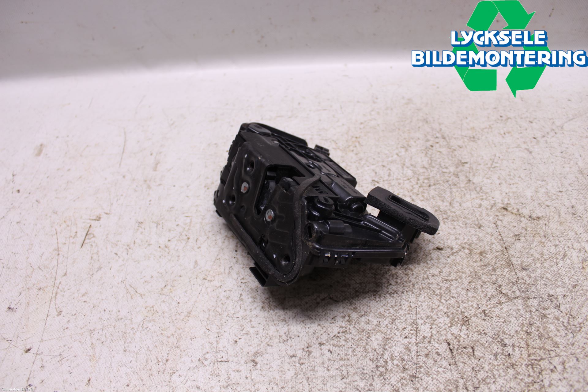 Volkswagen VW PASSAT 15-19 Låskista-Dörrlås