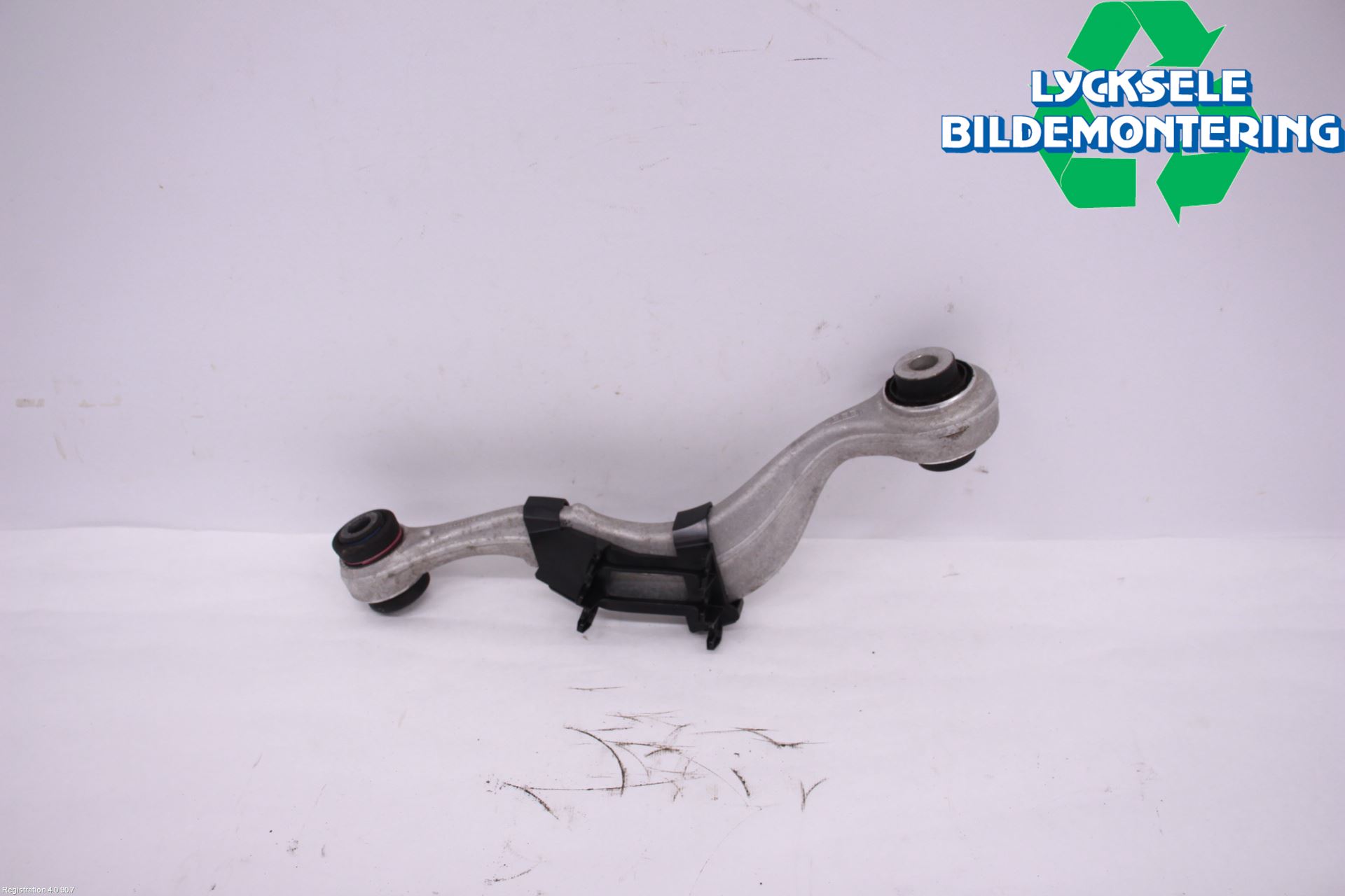 BMW 5 G30/G31/F90 17-23 Bärarm Bak Vänster