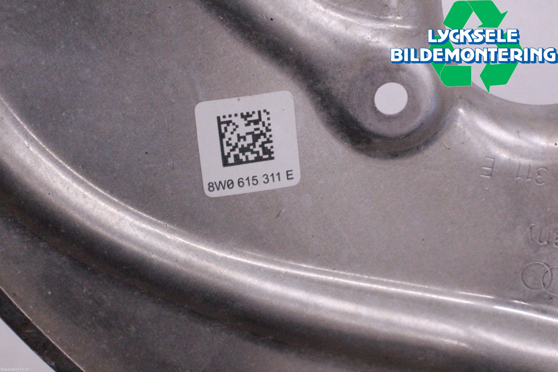 Audi A4/S4 B9 20- Bromssköld Fram