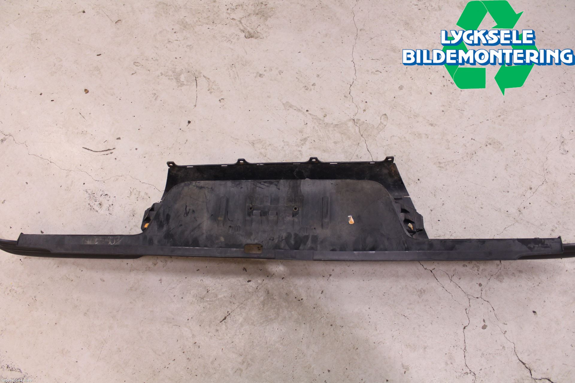 Ford RANGER EU 12-23 Stötfångardel Bak Mitt