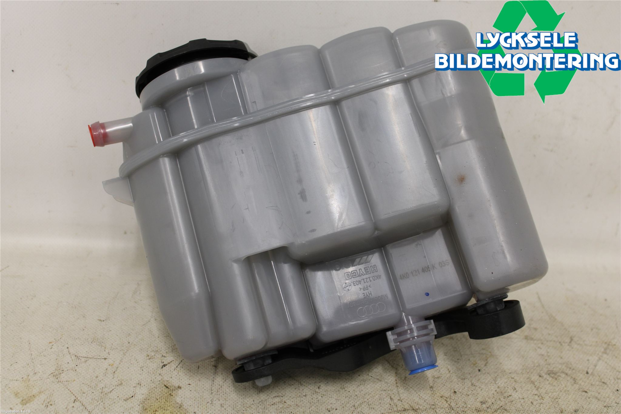 Audi A6 F2/C8 19- Expansionstank