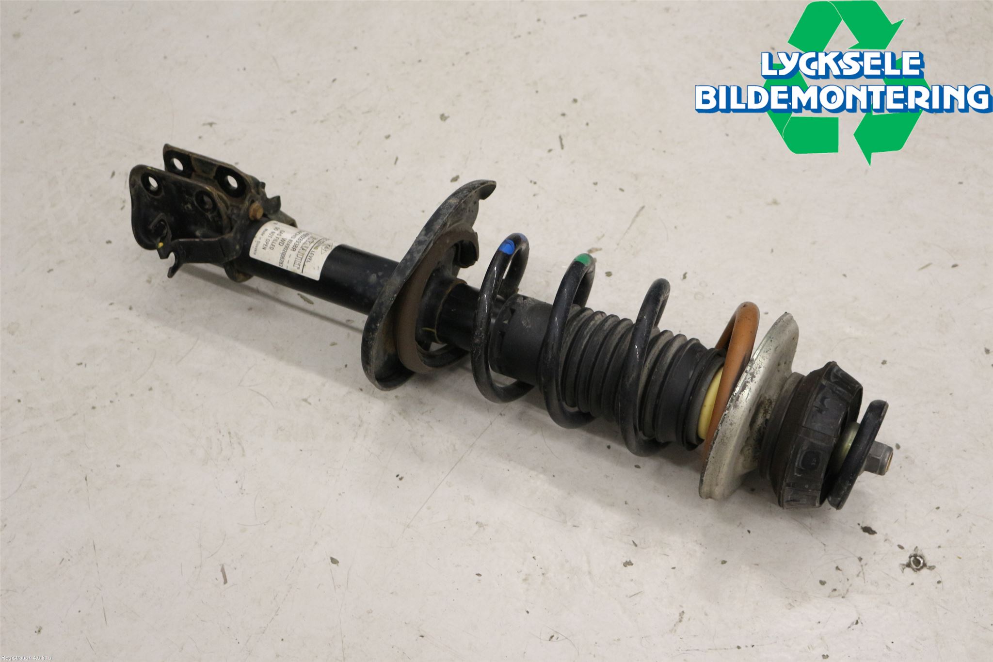 Dacia DOKKER 13- Fjäderben Fram Höger