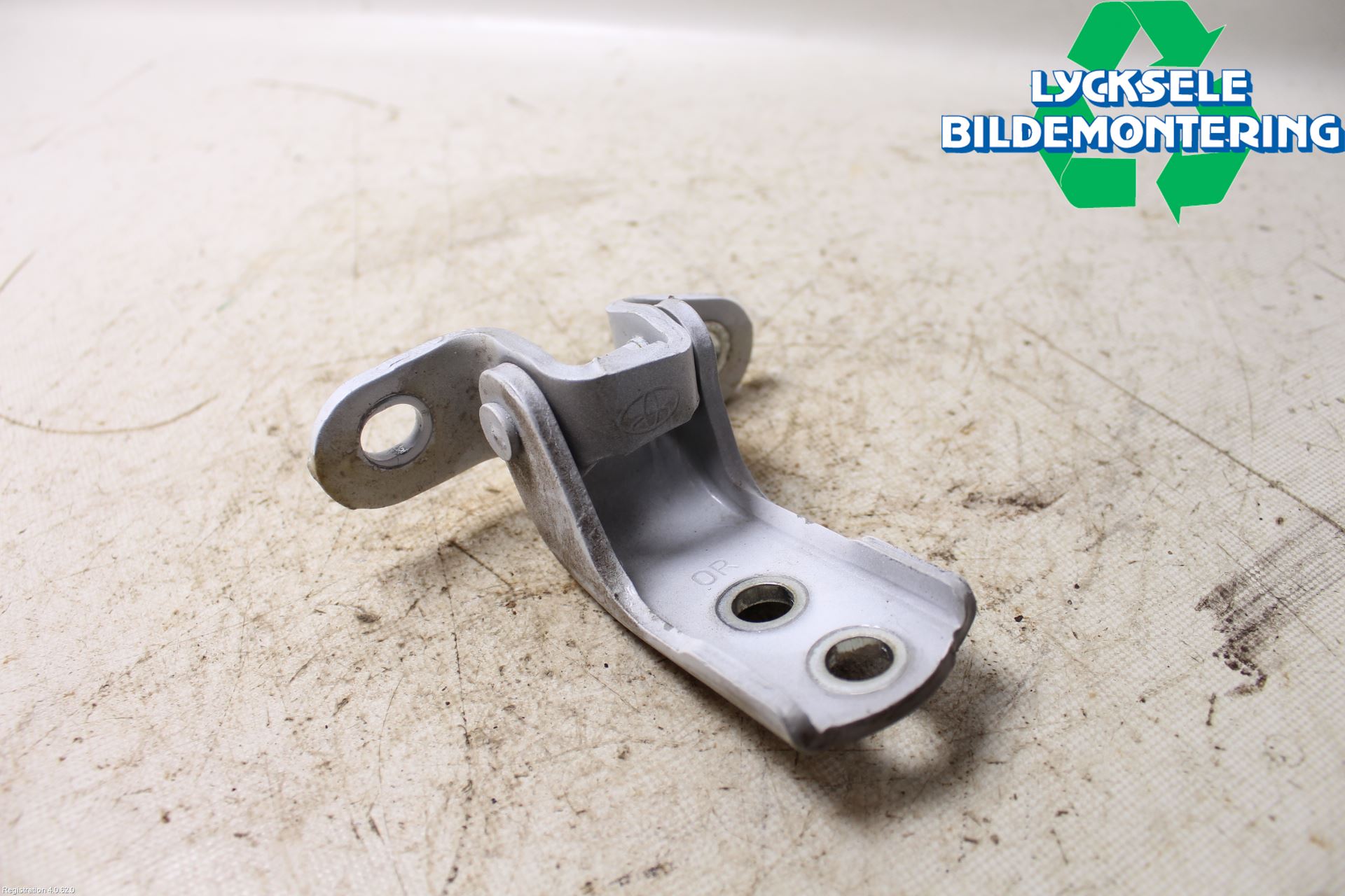 Toyota HILUX 16- Dörrgångjärn