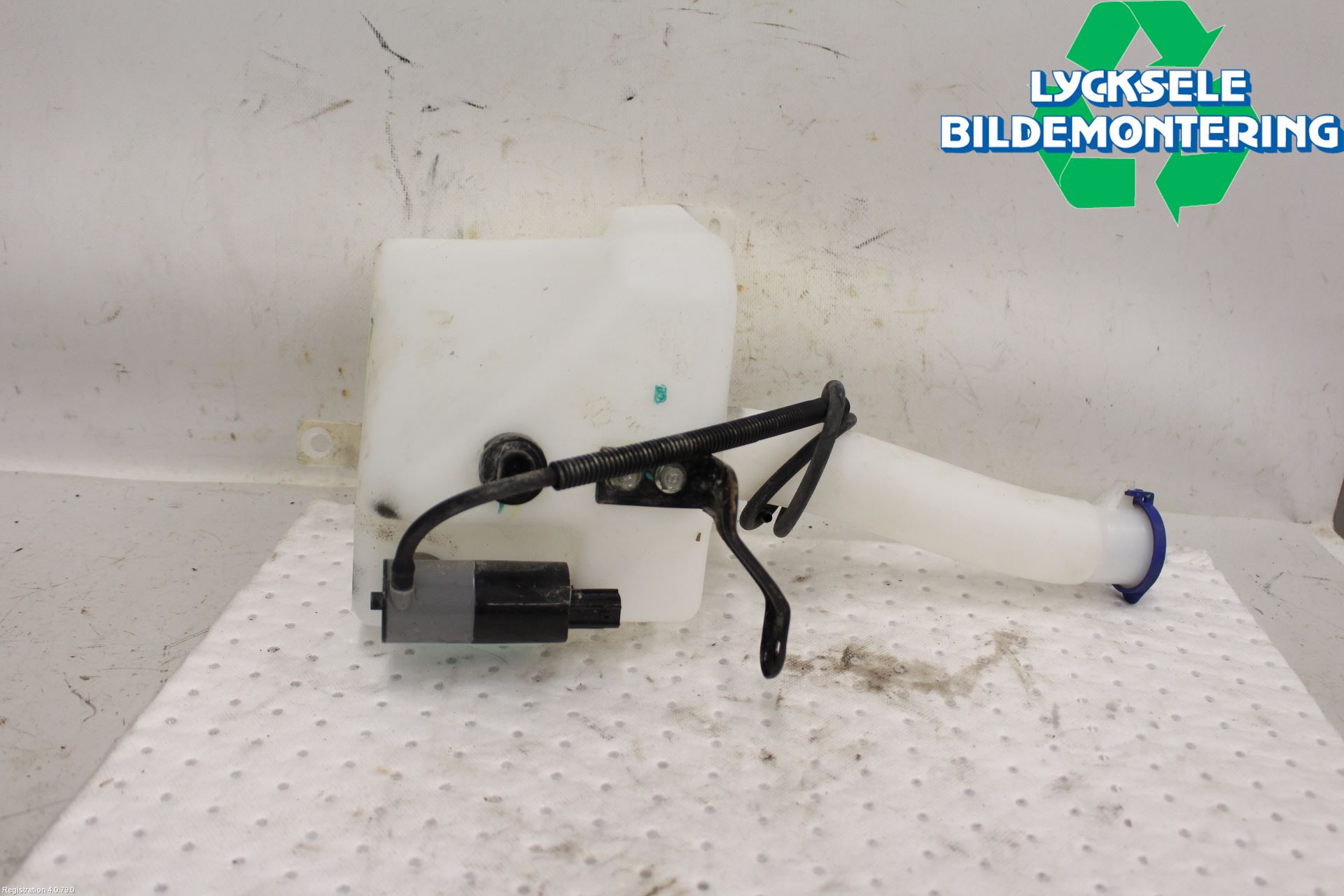 Ford RANGER EU 12-23 Spolartank Vindruta