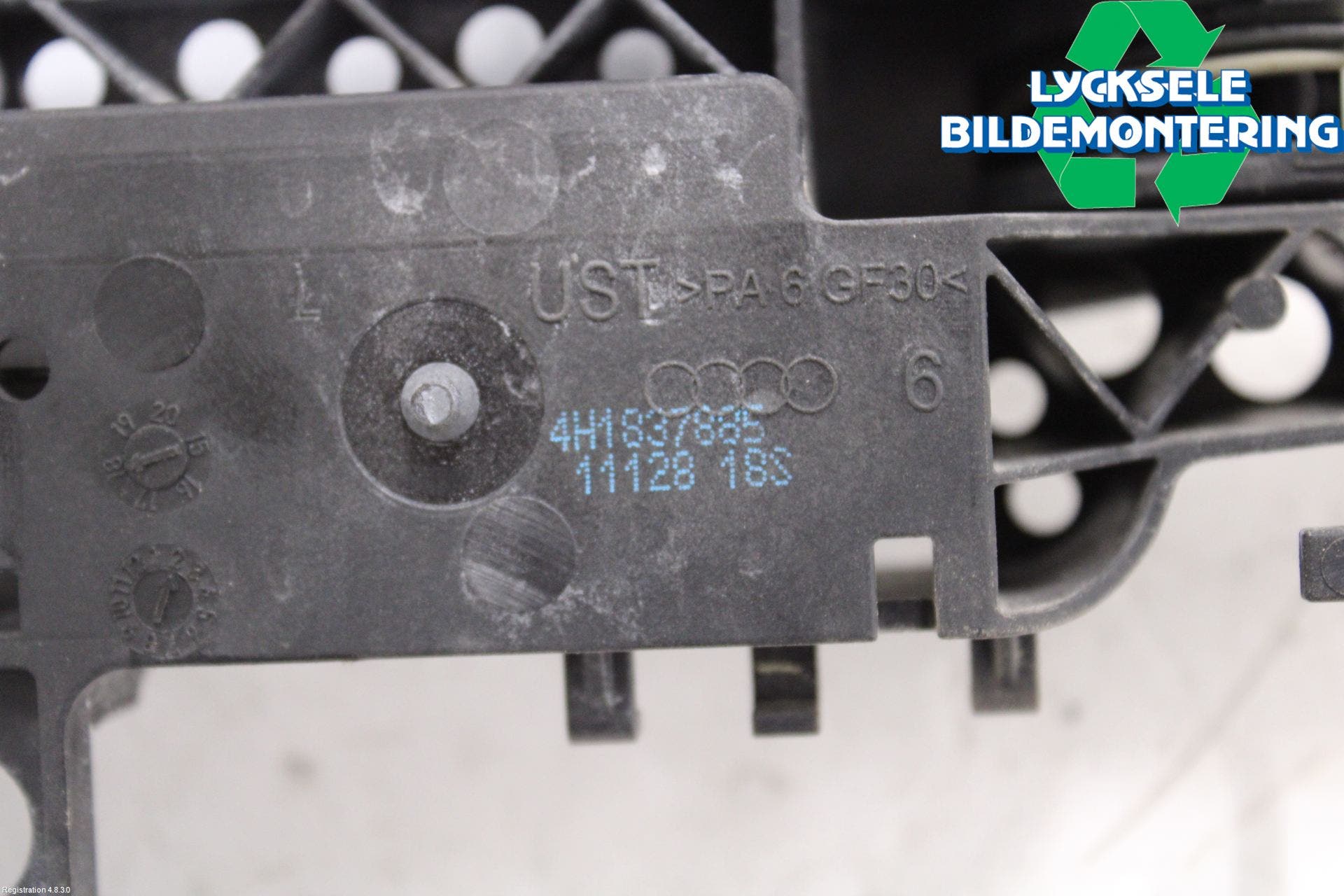 Audi A6 ALLROAD 12-18 Dörrhandtag Yttre Vä