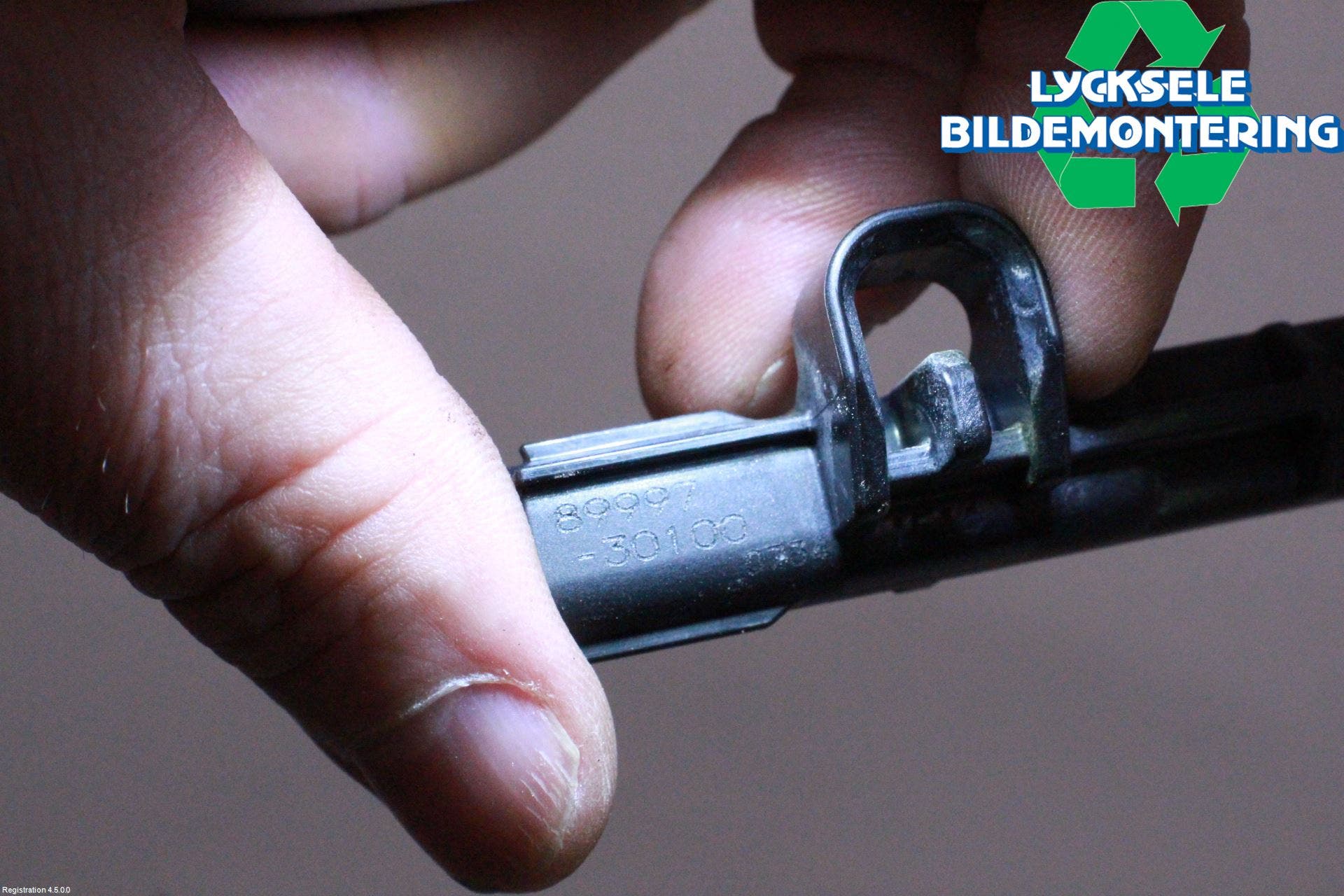 Toyota YARIS CROSS XP21 21- Antenn