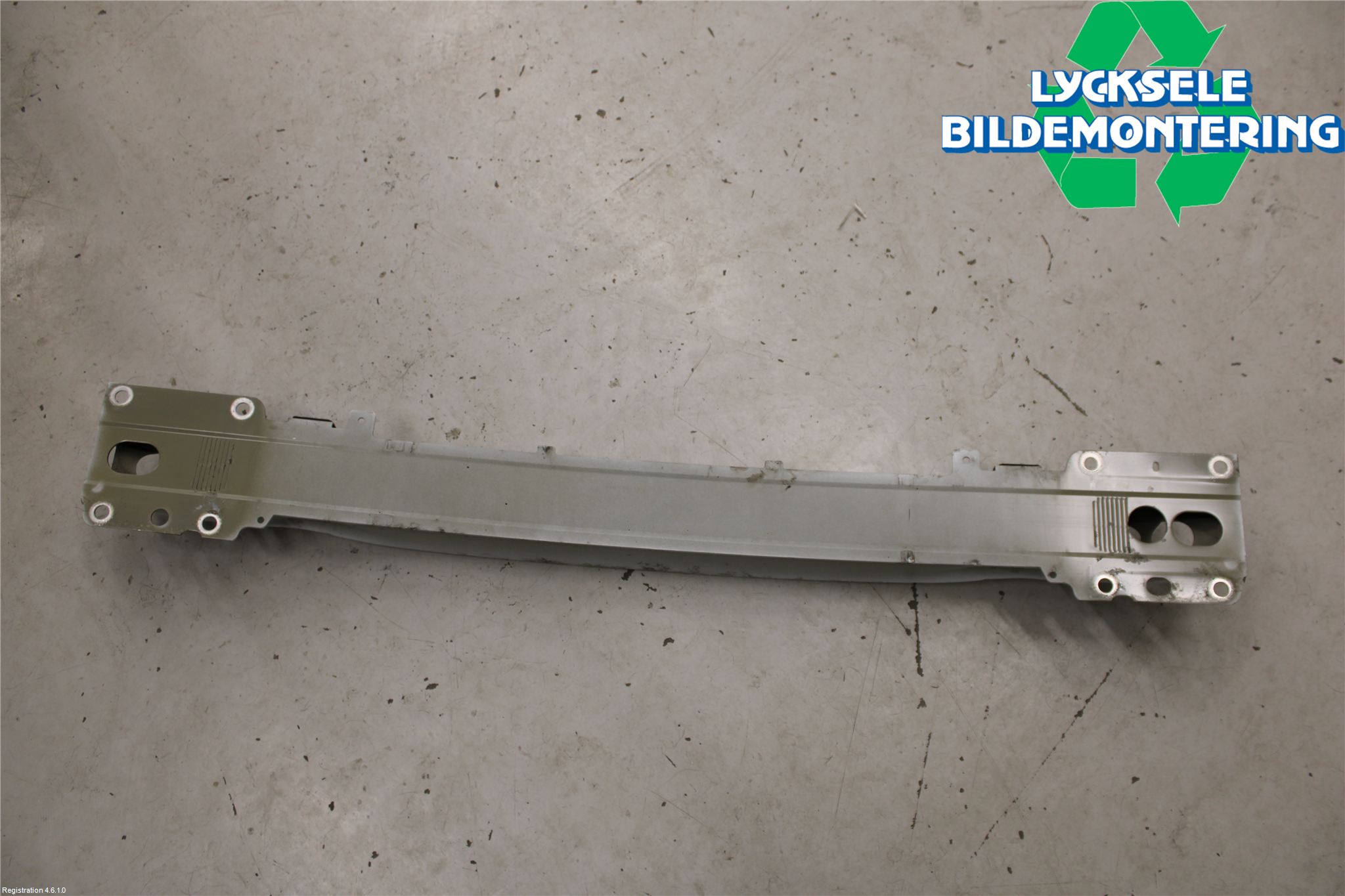 Volvo V70 14-16 Stötfångarbalk Fram