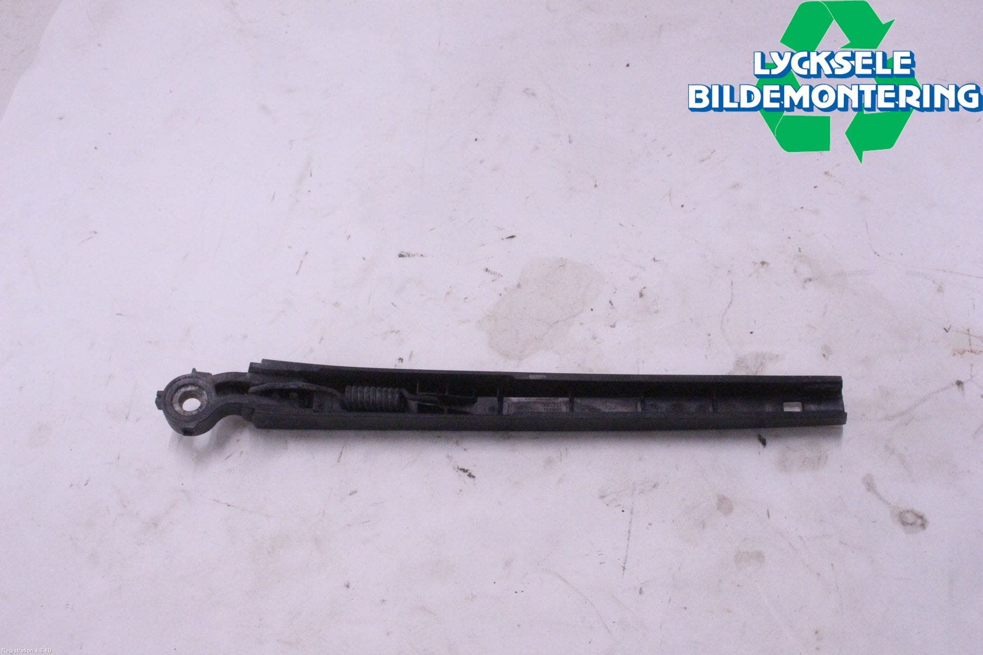 Skoda SUPERB 16-24 Torkararm-Bakruta