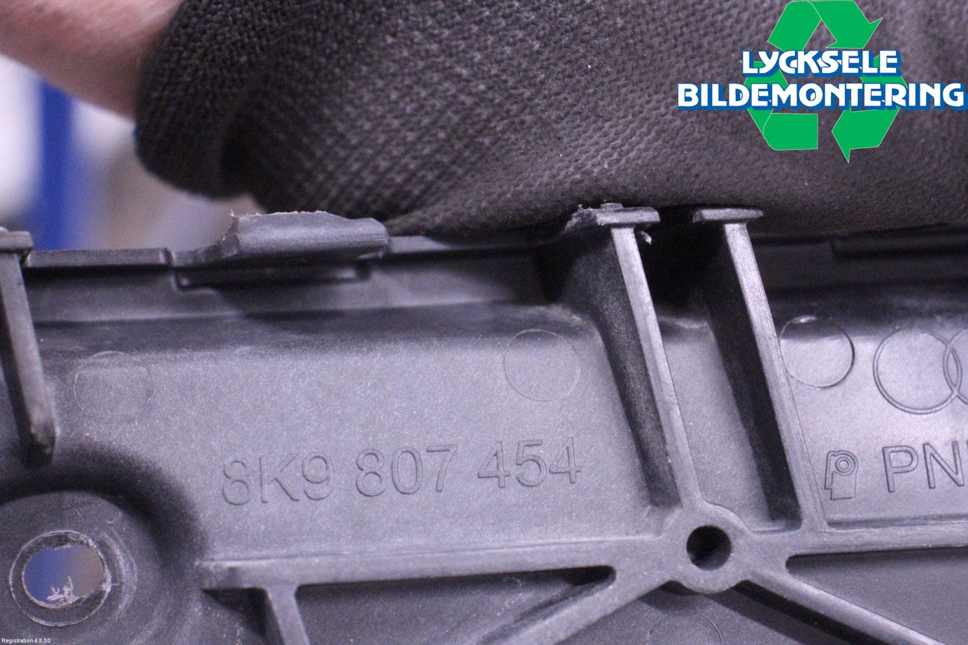 Audi A4/S4 08-11 Stötfångarfäste Bak Hö