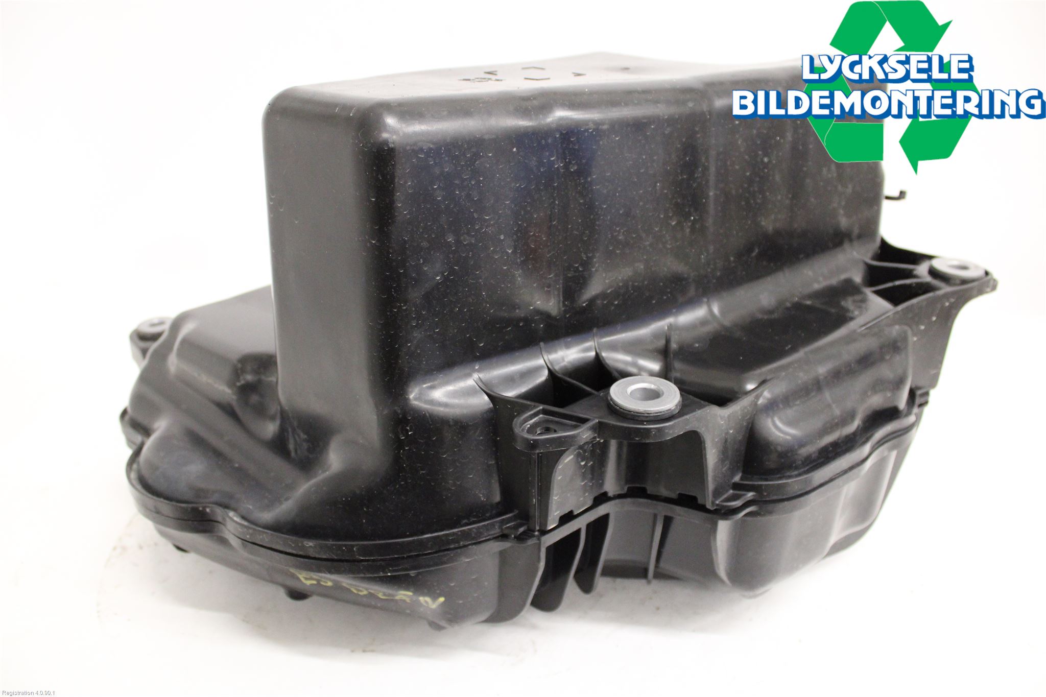 Audi A6 F2/C8 19- Adblue Tank